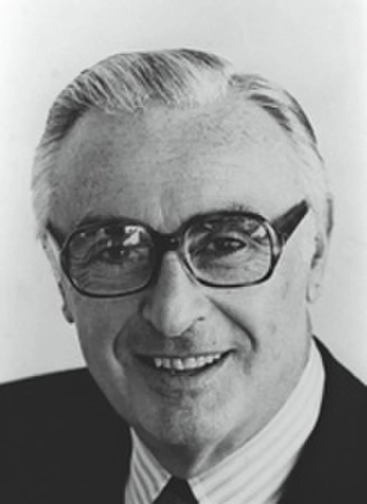 Porträt von Abraham A. Ribicoff (1910–1998) – Gedenkseite