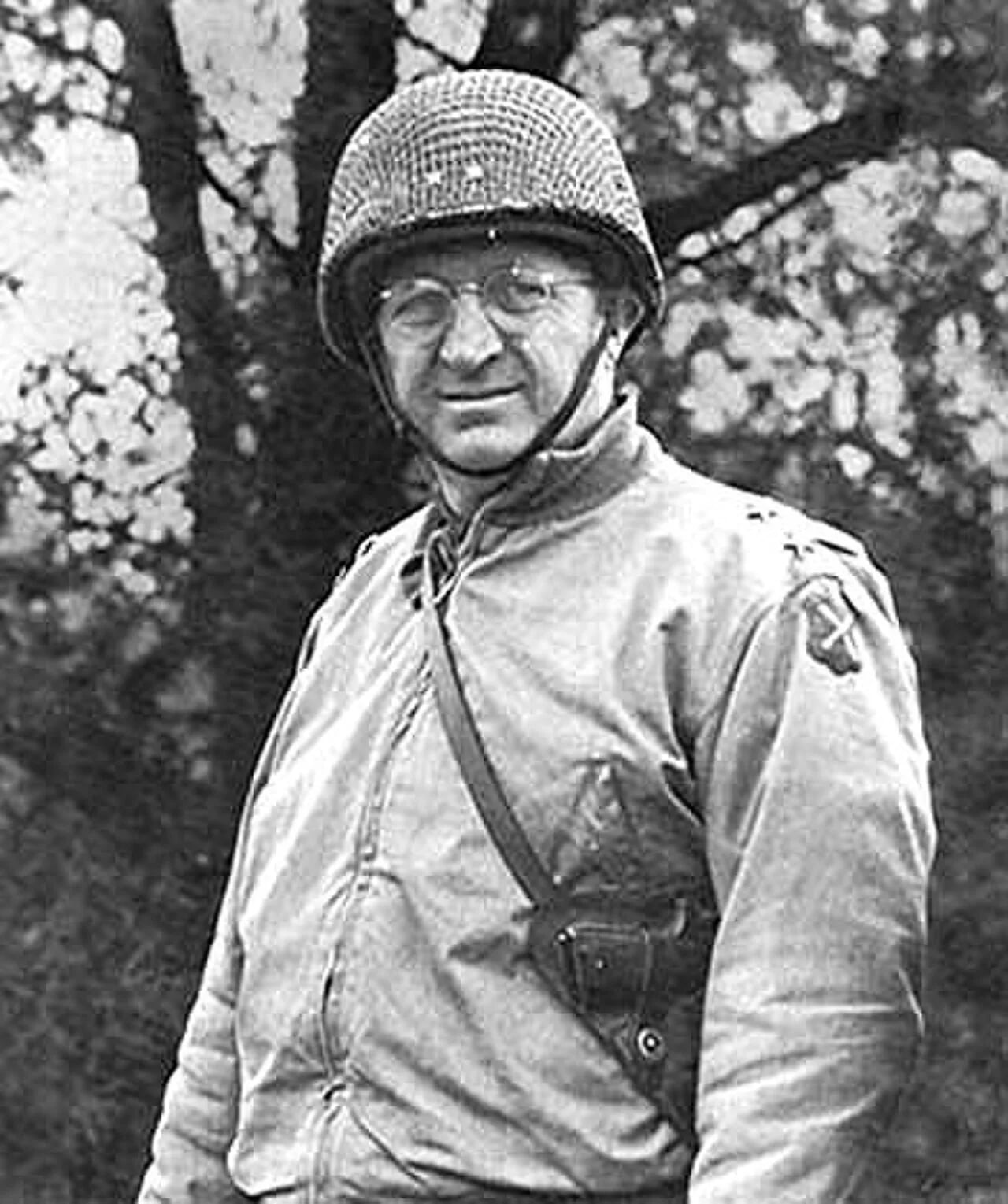 Portrait of Manton S. Eddy (1892–1962) – memorial page