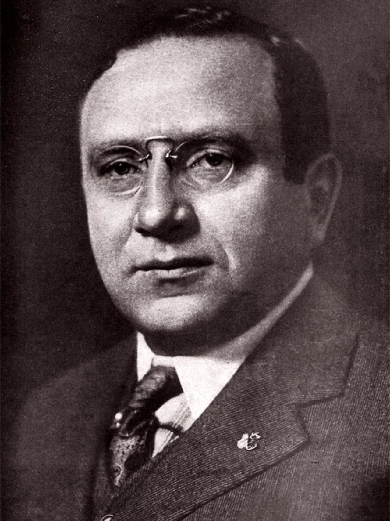 Portrait of Lewis J. Selznick (1870–1933) – memorial page