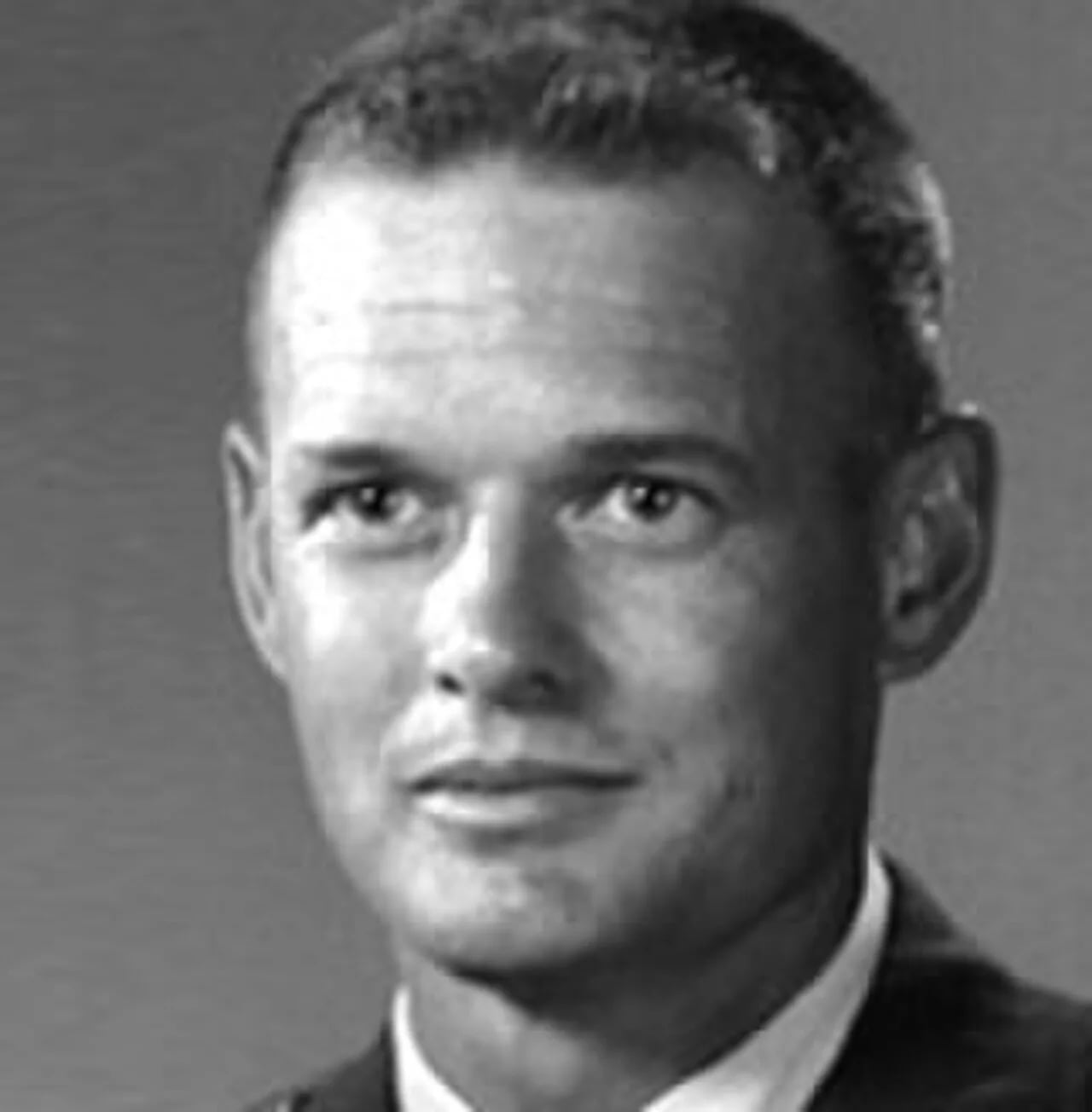 Porträt von Albert Hanlin Crews (1929–2025) – Gedenkseite