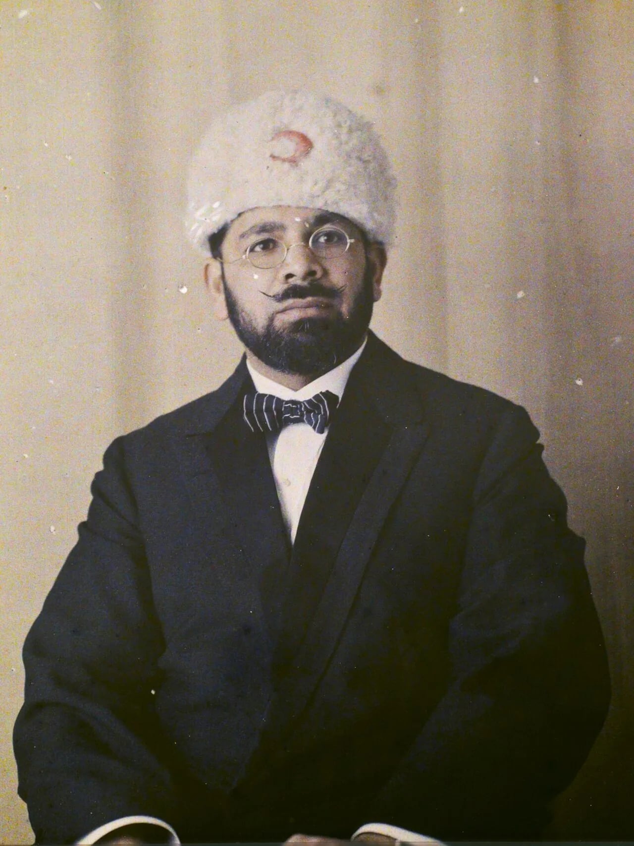 Portrait of Maulana Mohammad Ali (1878–1931) – memorial page
