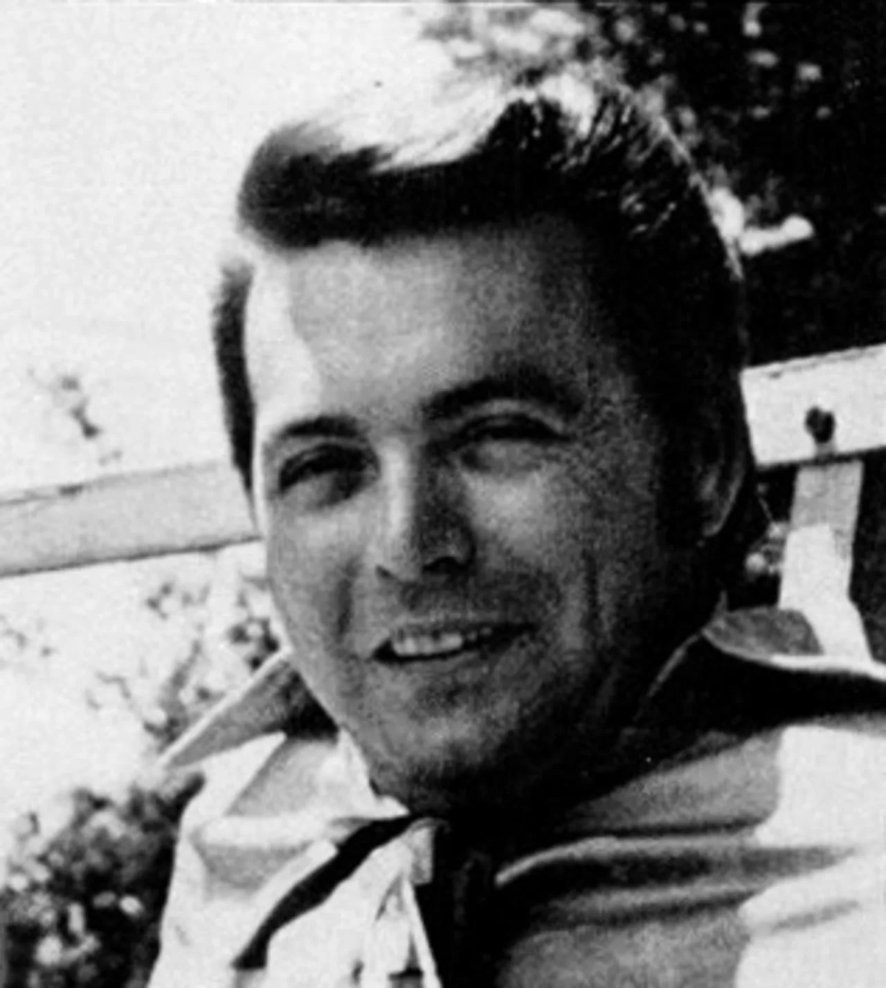 Porträt von Mickey Gilley (1936–2022) – Gedenkseite