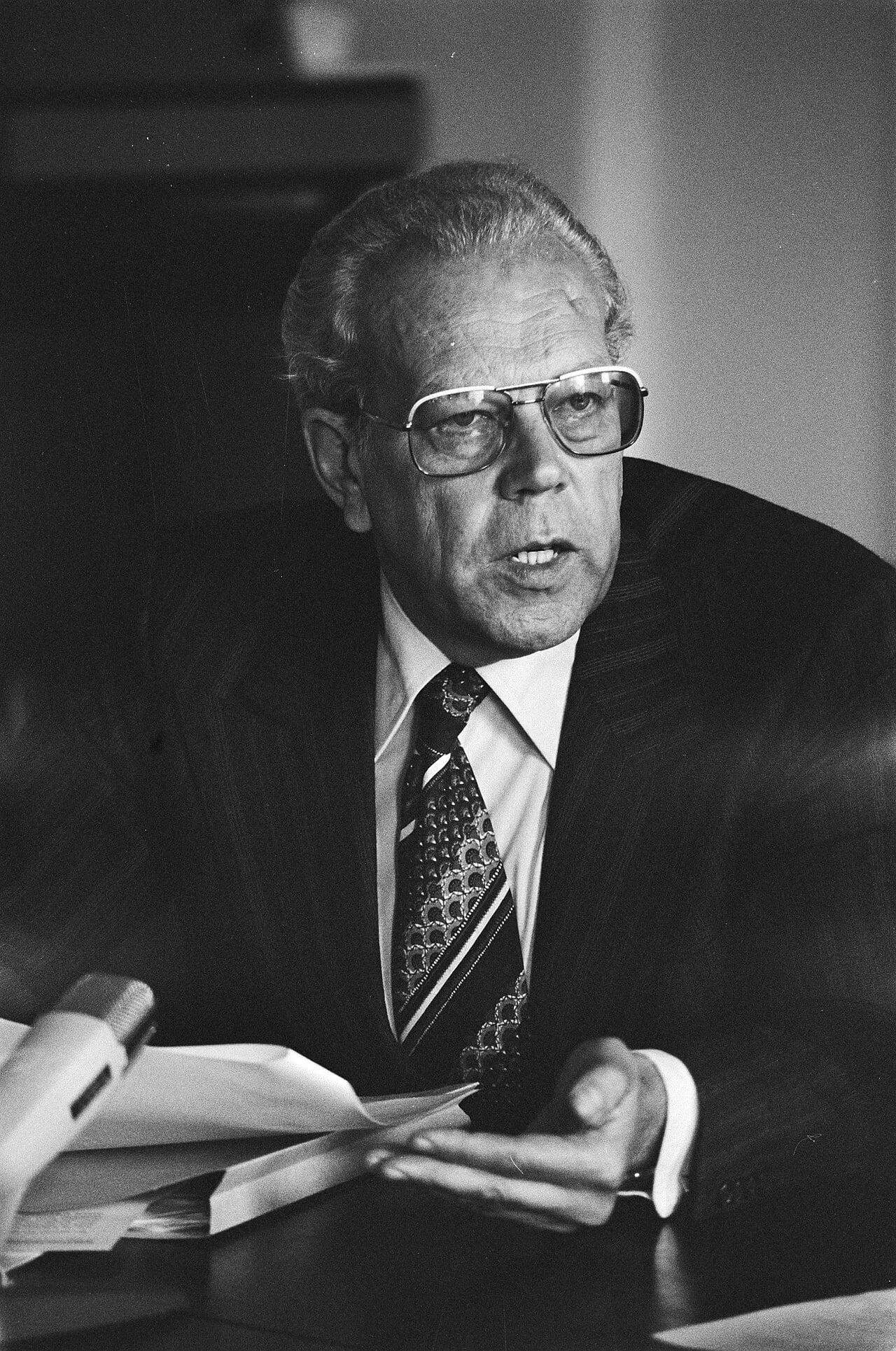 Porträt von Wil Albeda (1925–2014) – Gedenkseite