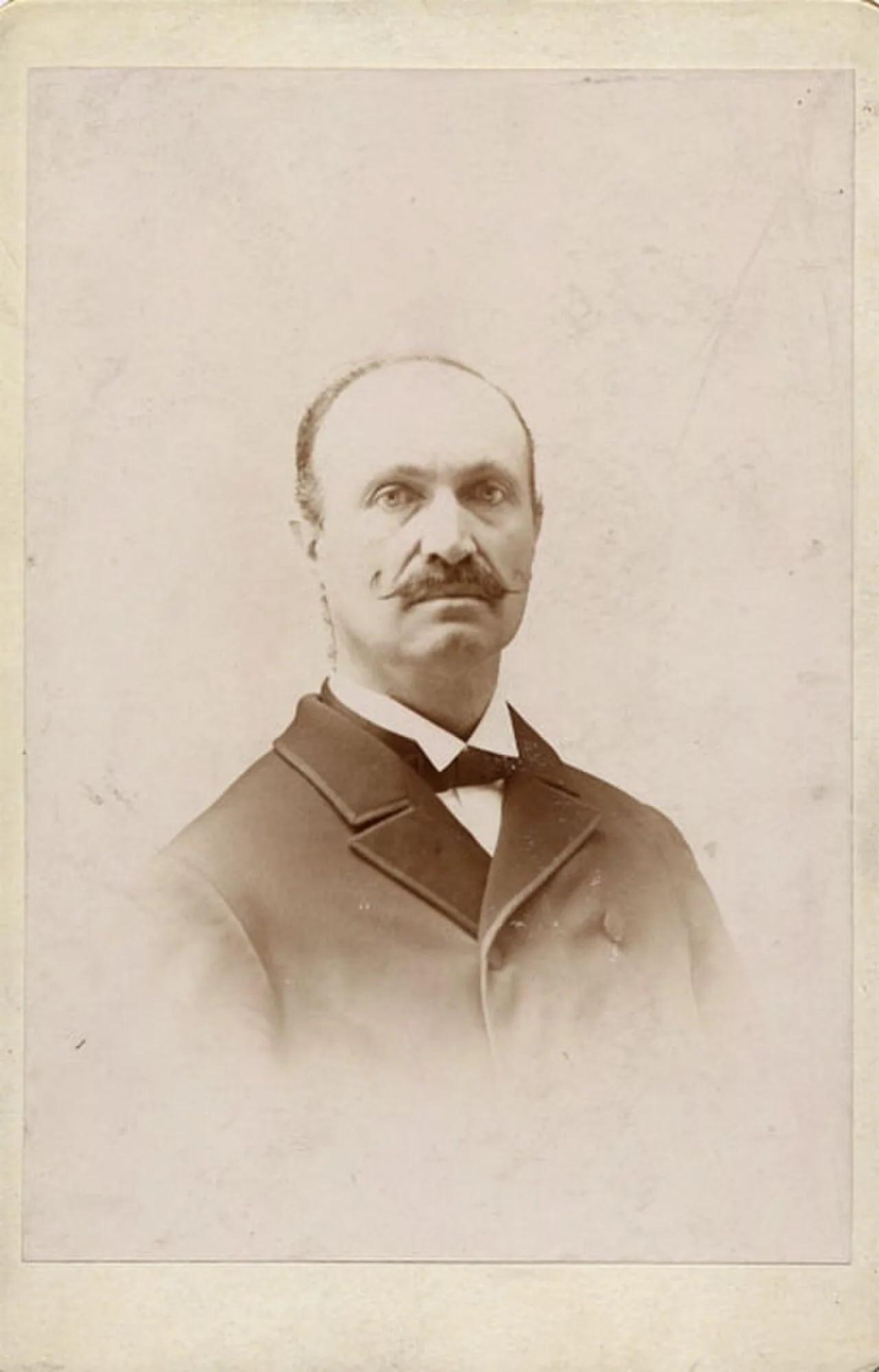 Porträt von Louis-Philippe Fiset (1854–1934) – Gedenkseite