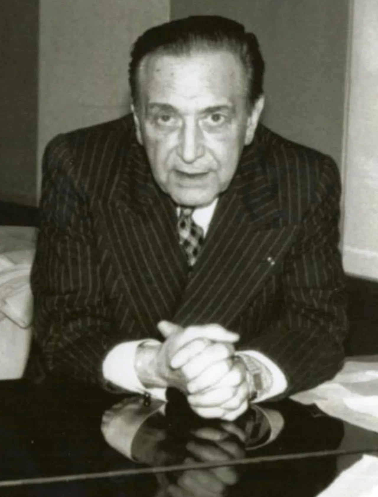 Portrait of Louis Amade (1915–1992) – memorial page