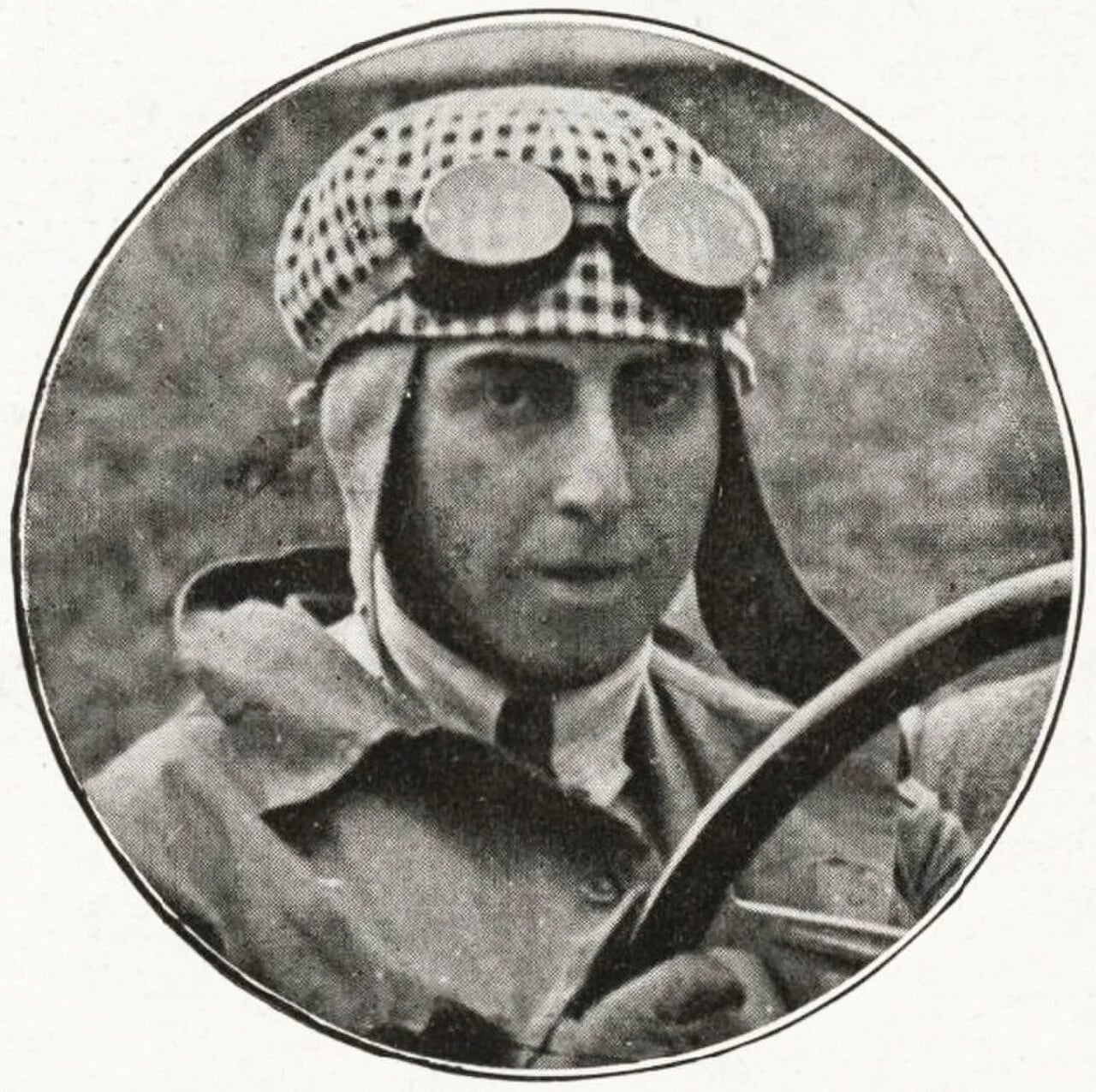 Portrait of Louis Charavel (1890–1980) – memorial page