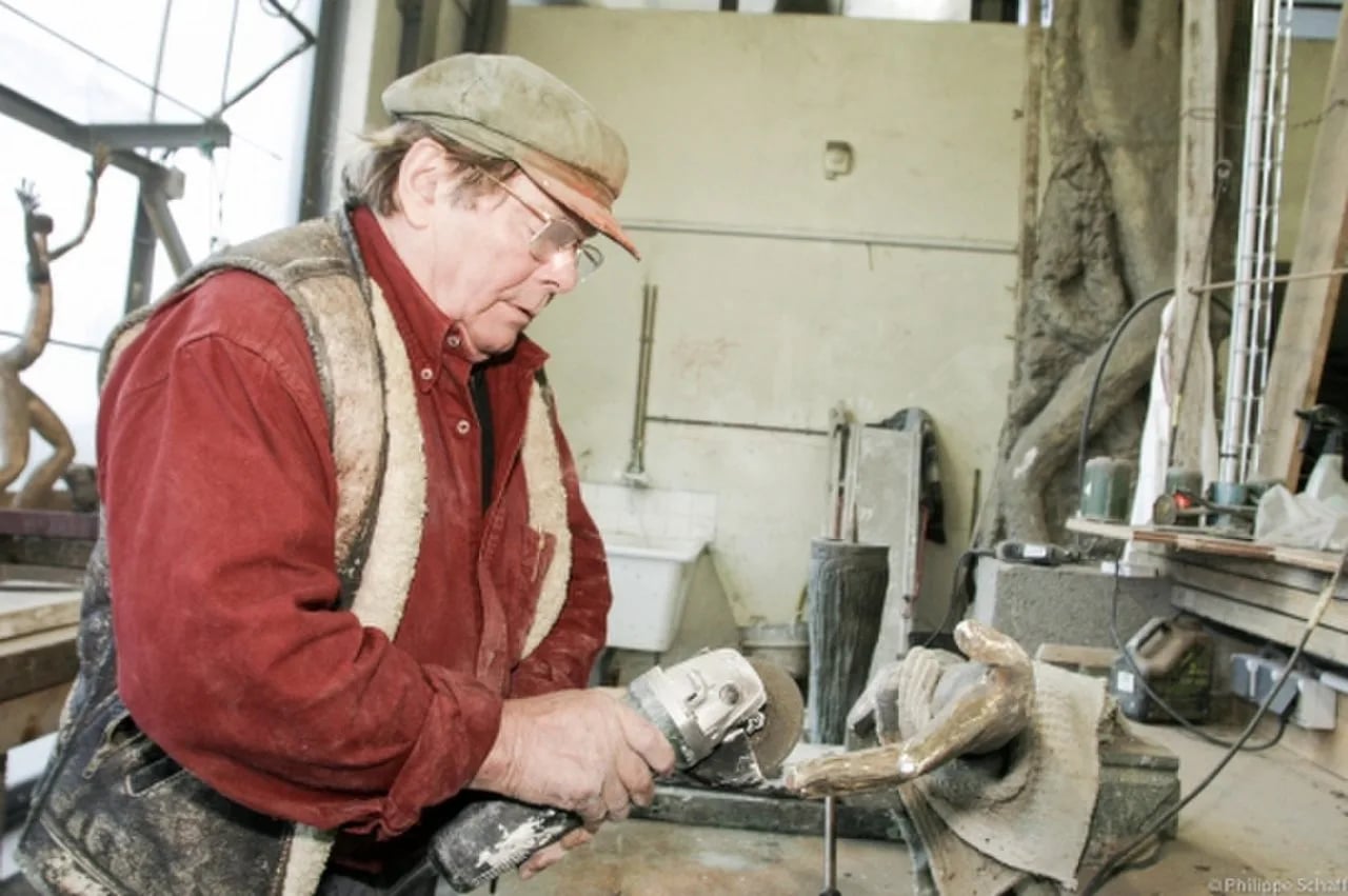 Porträt von Louis Derbré (1925–2011) – Gedenkseite