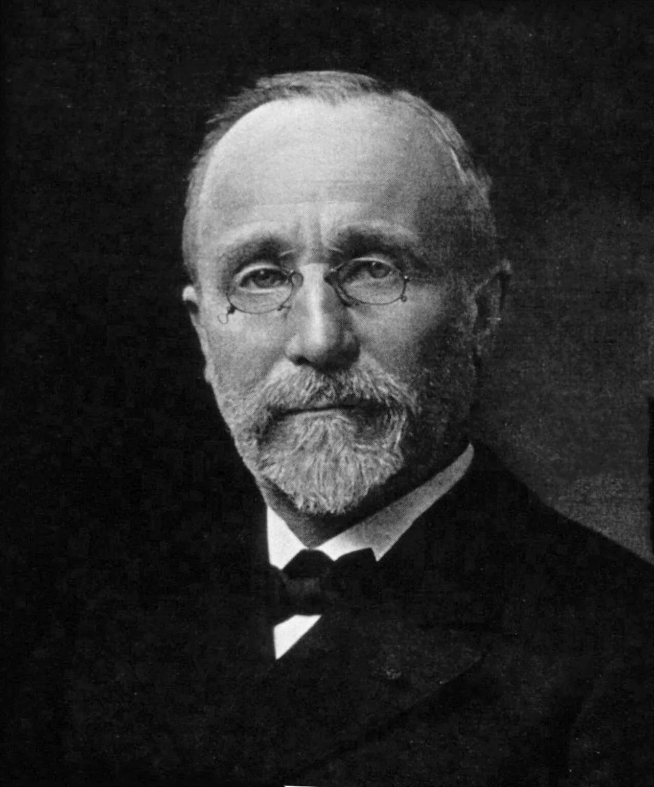 Portrait of Louis Théophile Joseph Landouzy (1845–1917) – memorial page