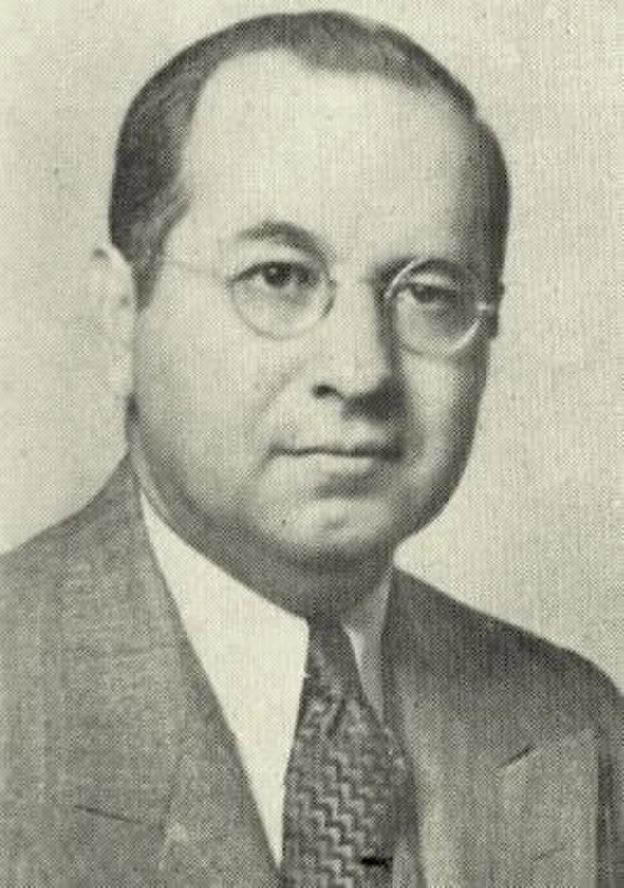 Portrait of Irving Chernev (1900–1981) – memorial page