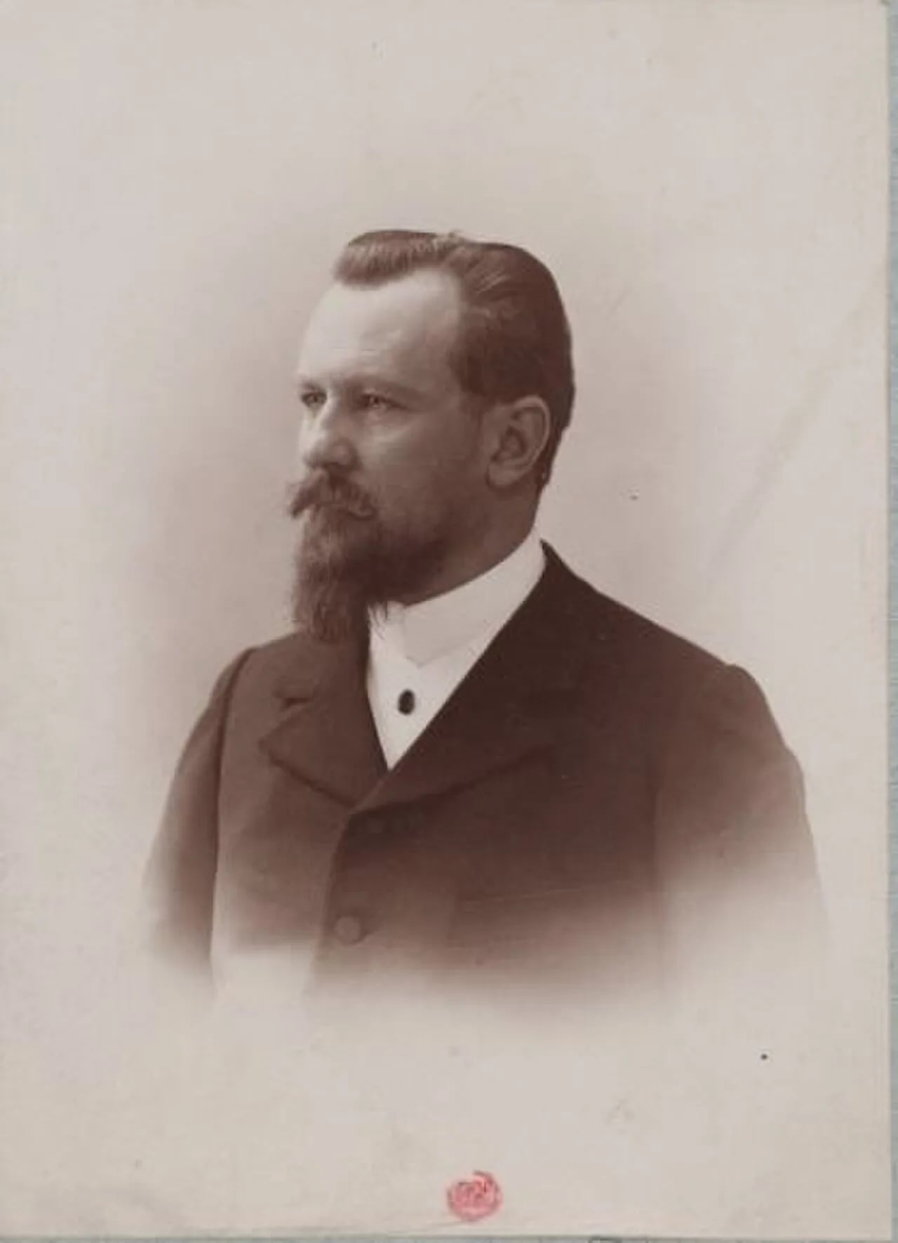 Portrait of Louis Olivier (1854–1910) – memorial page
