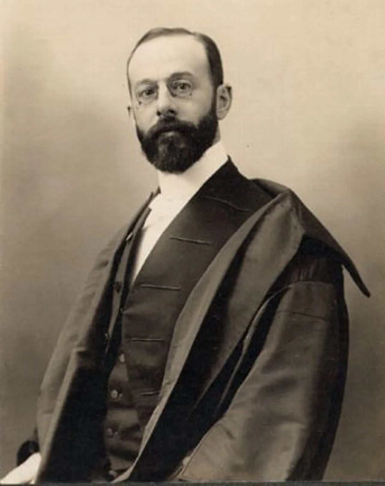 Portrait of Louis Philippe Demers (1863–1951) – memorial page