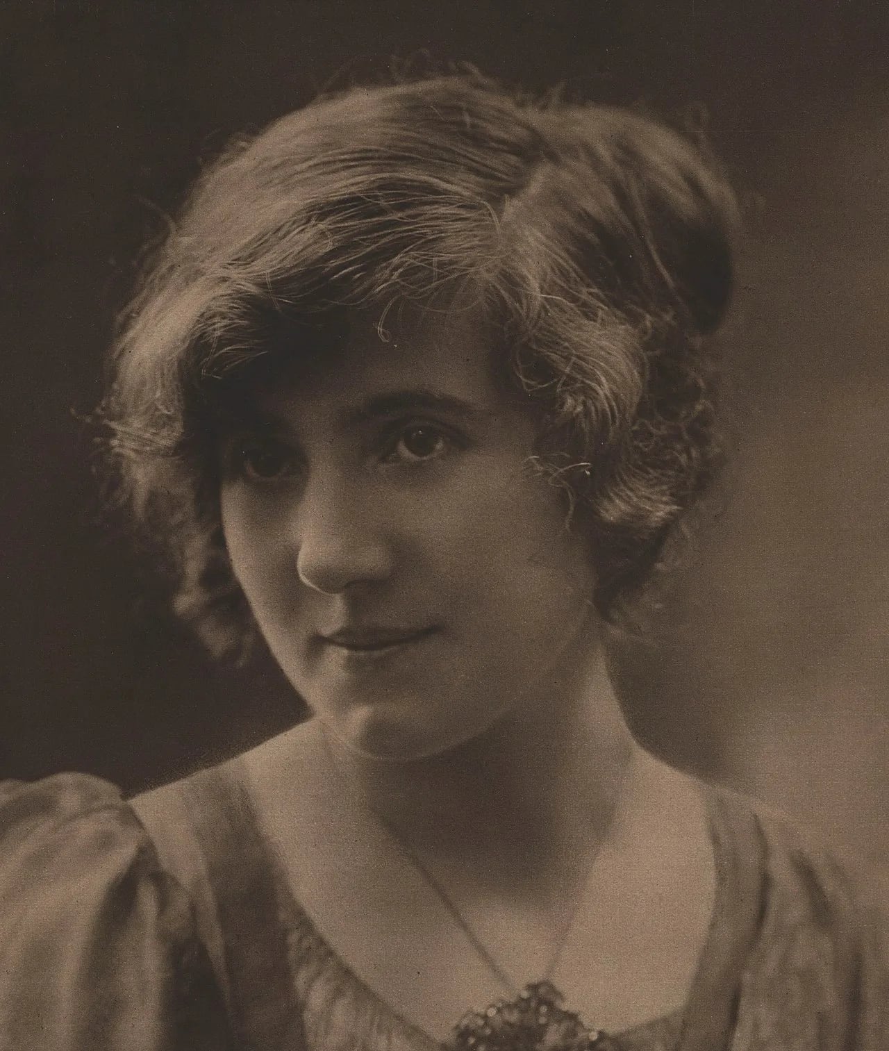 Porträt von Louise Lara (1876–1952) – Gedenkseite