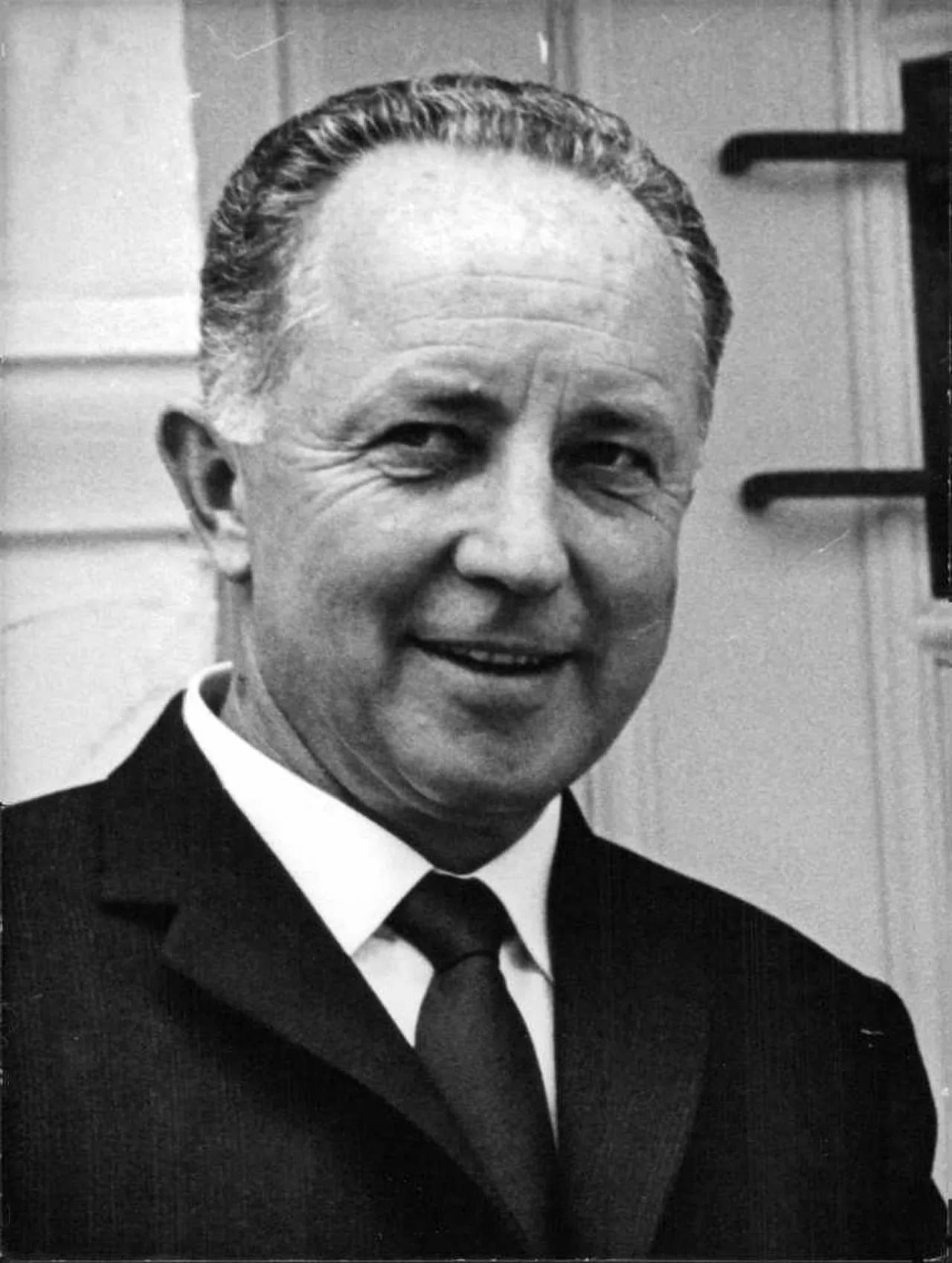 Porträt von Lourens Muller (1917–2005) – Gedenkseite