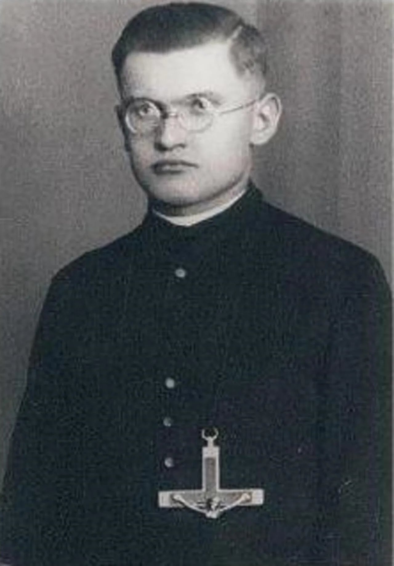 Portrait of Ludwik Wrodarczyk (1907–1943) – memorial page