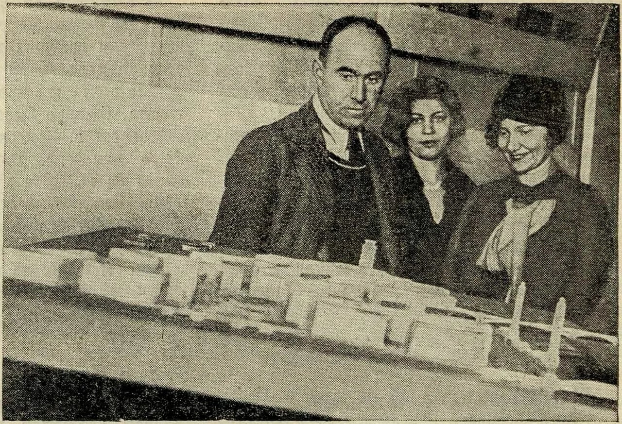 Portrait of André Lurçat (1894–1970) – memorial page