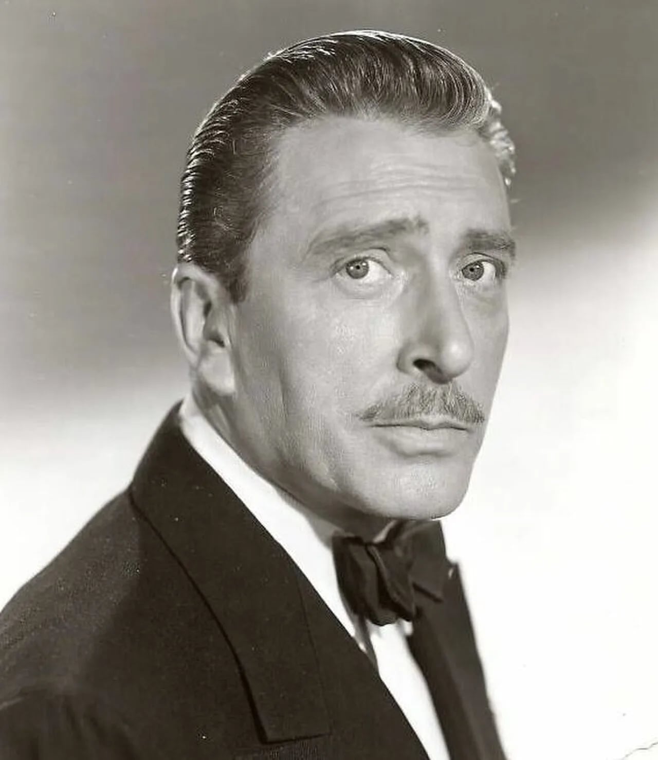 Porträt von Leon Ames (1902–1993) – Gedenkseite