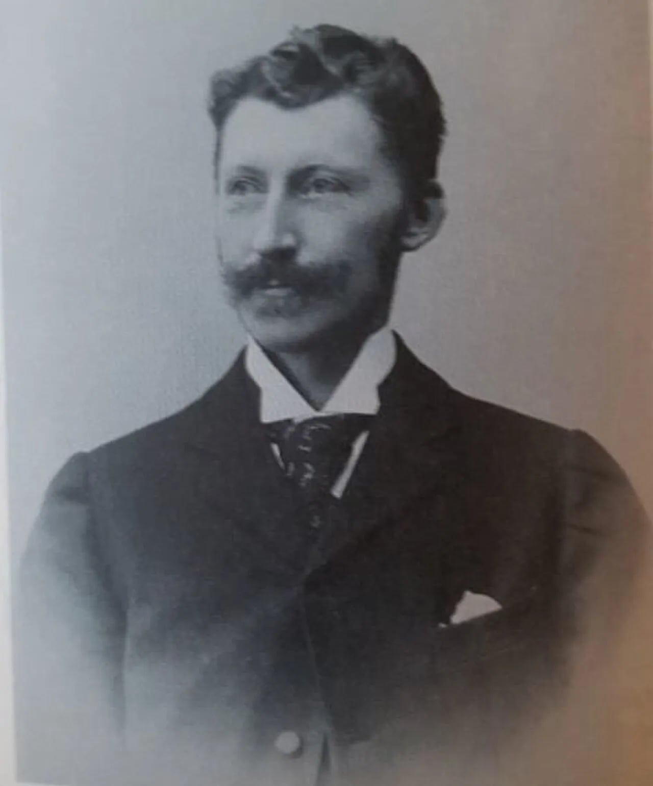 Porträt von Léon Gendebien (1857–1942) – Gedenkseite