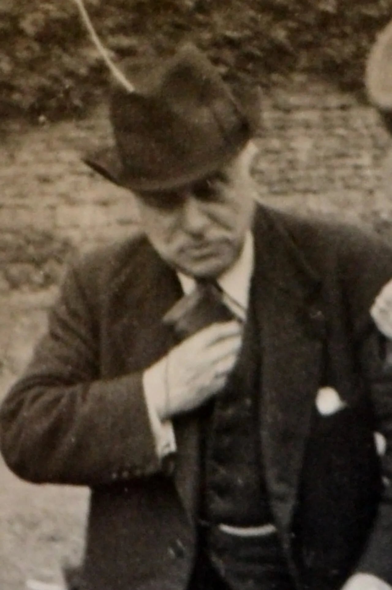 Porträt von Léon Mirot (1870–1946) – Gedenkseite