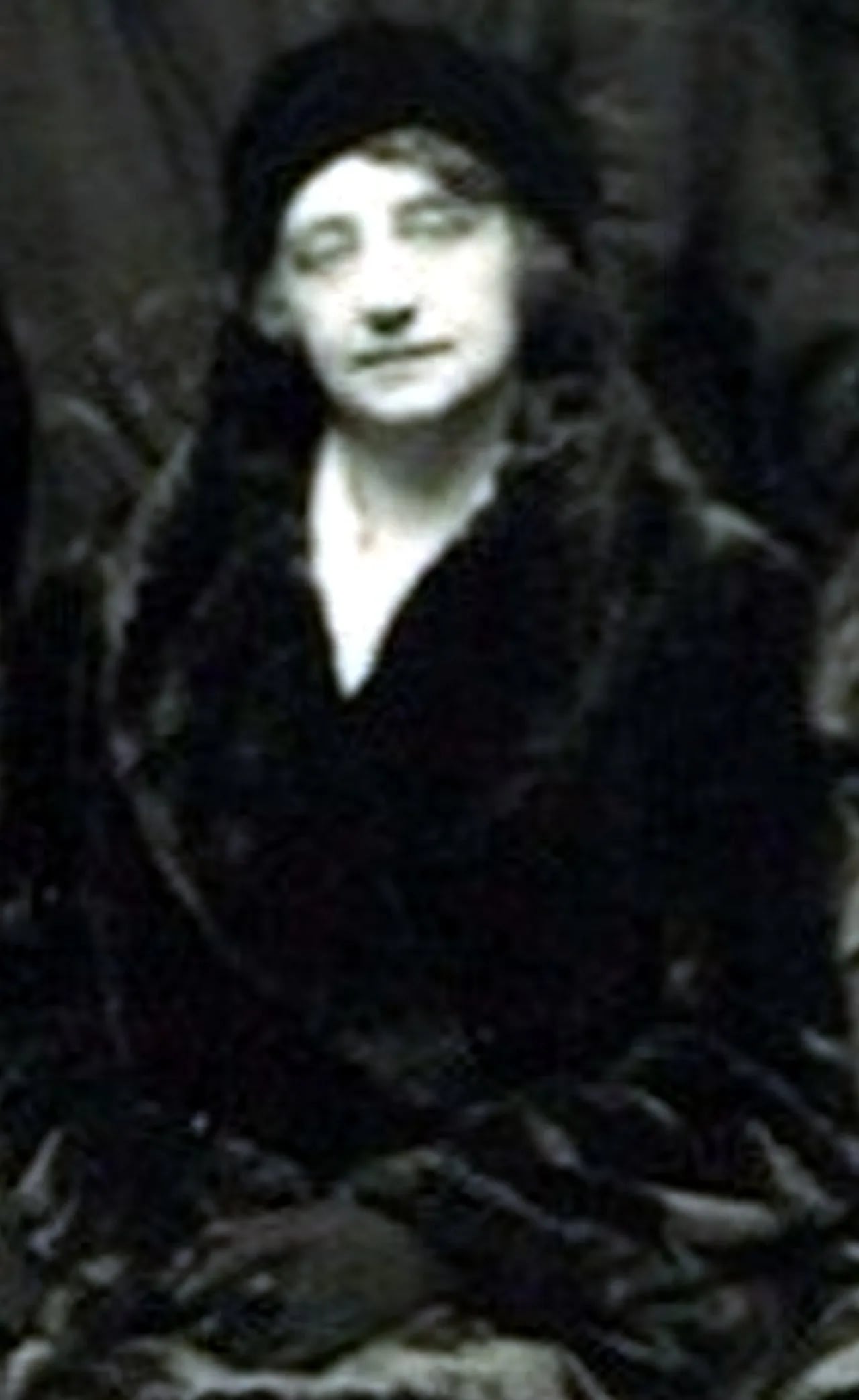 Porträt von Madeleine Le Clerc de Juigné (1879–1967) – Gedenkseite