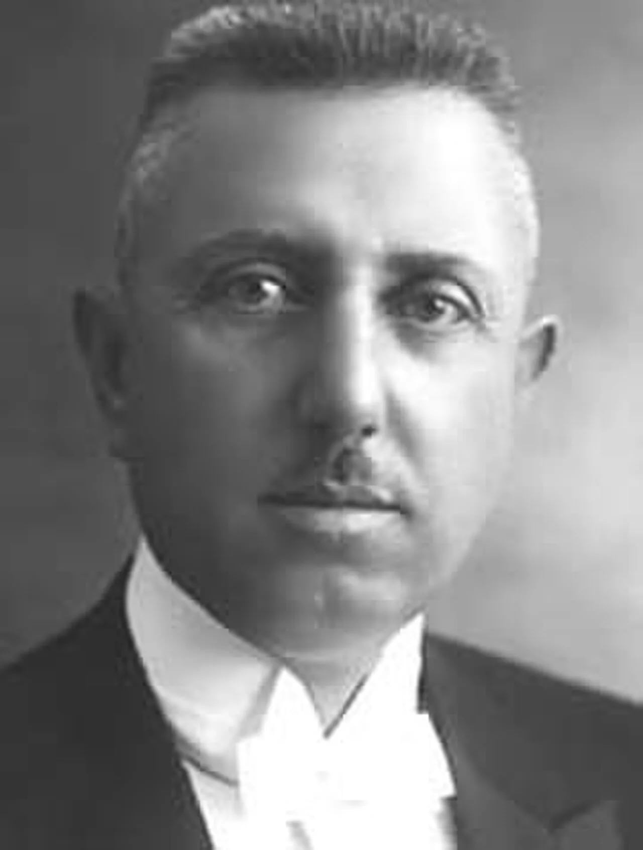 Porträt von Fuat Bulca (1881–1962) – Gedenkseite