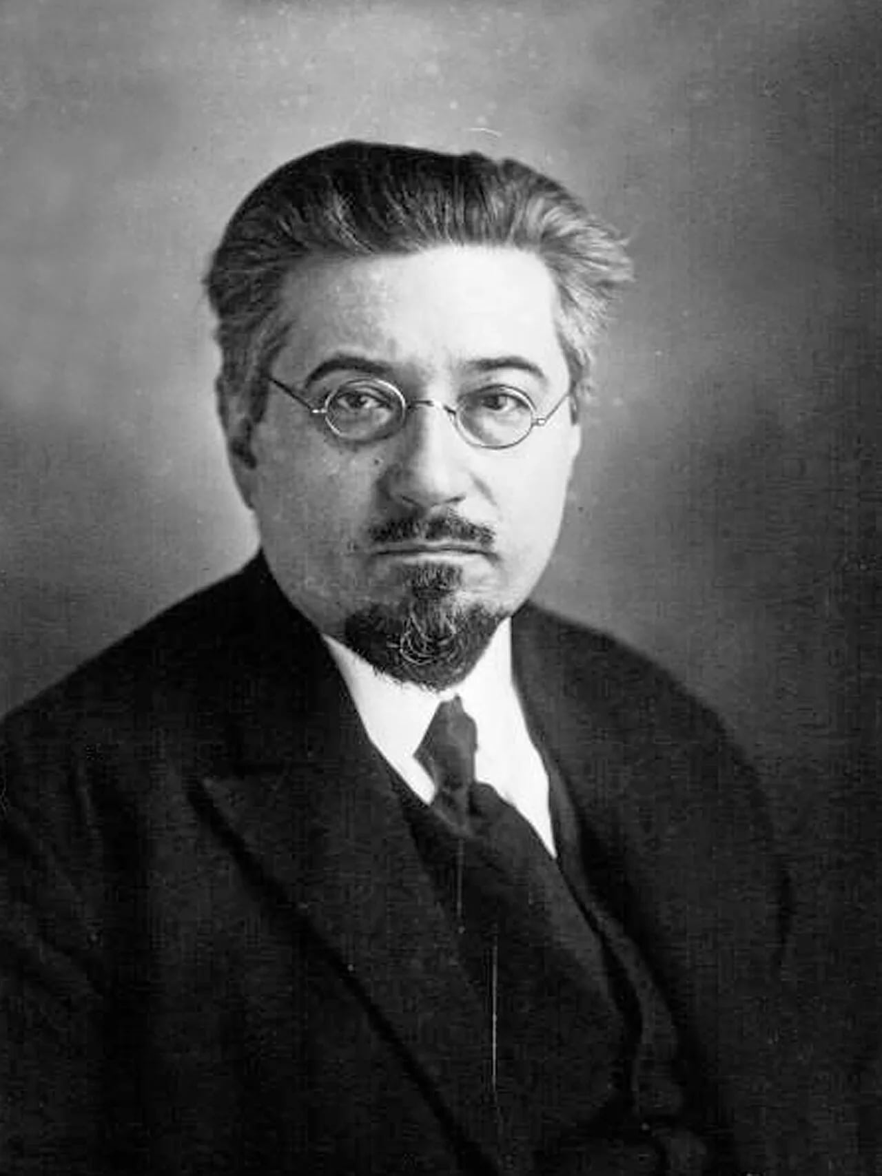 Portrait of Paul Ramadier (1888–1961) – memorial page