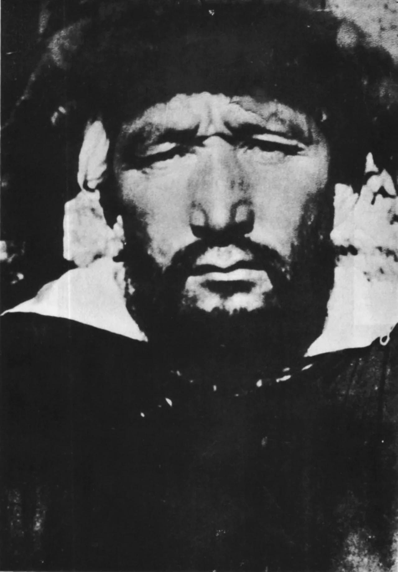 Porträt von Osman Batur (1899–1951) – Gedenkseite