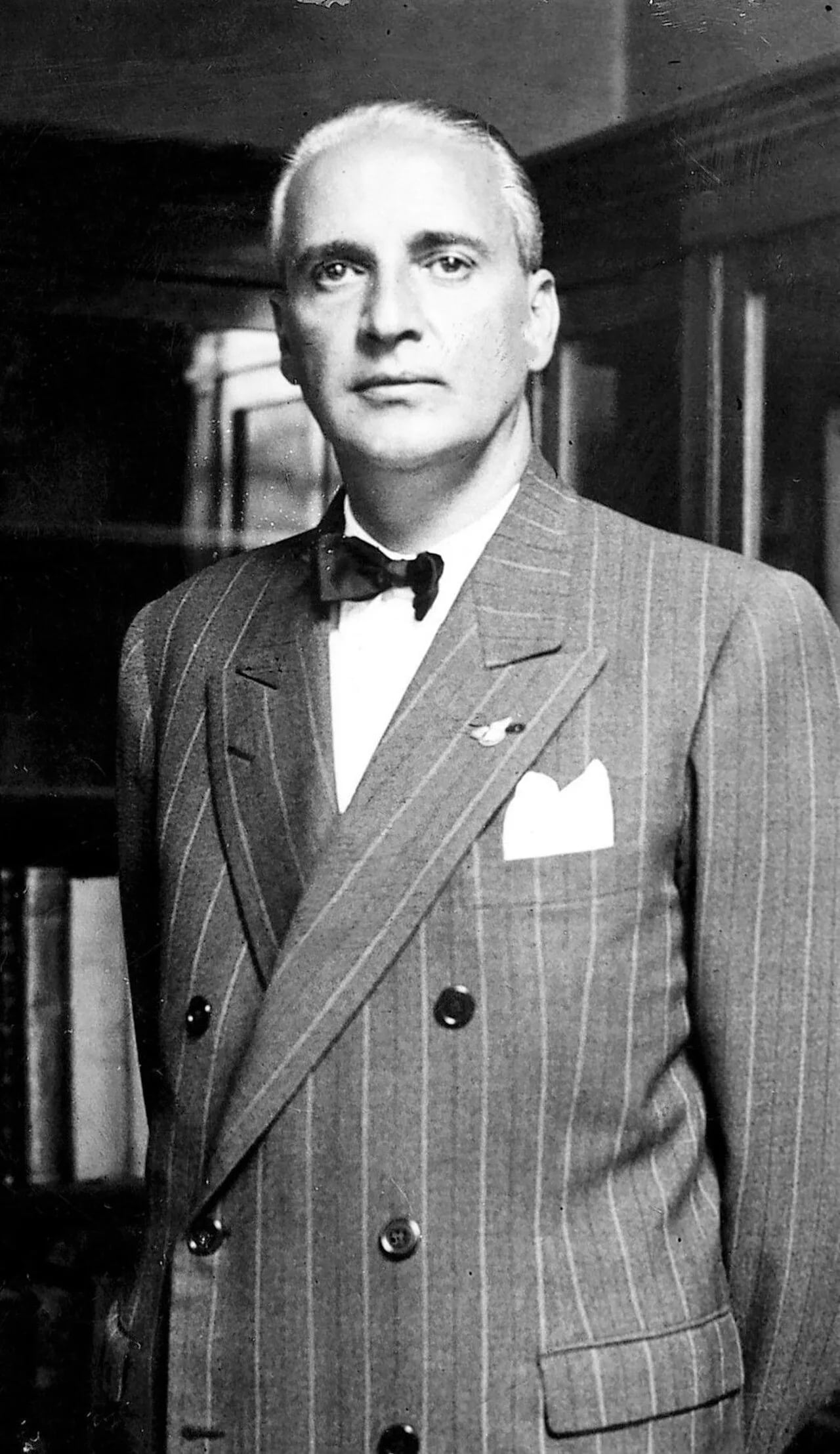 Portrait of Alfeo Brum (1889–1972) – memorial page