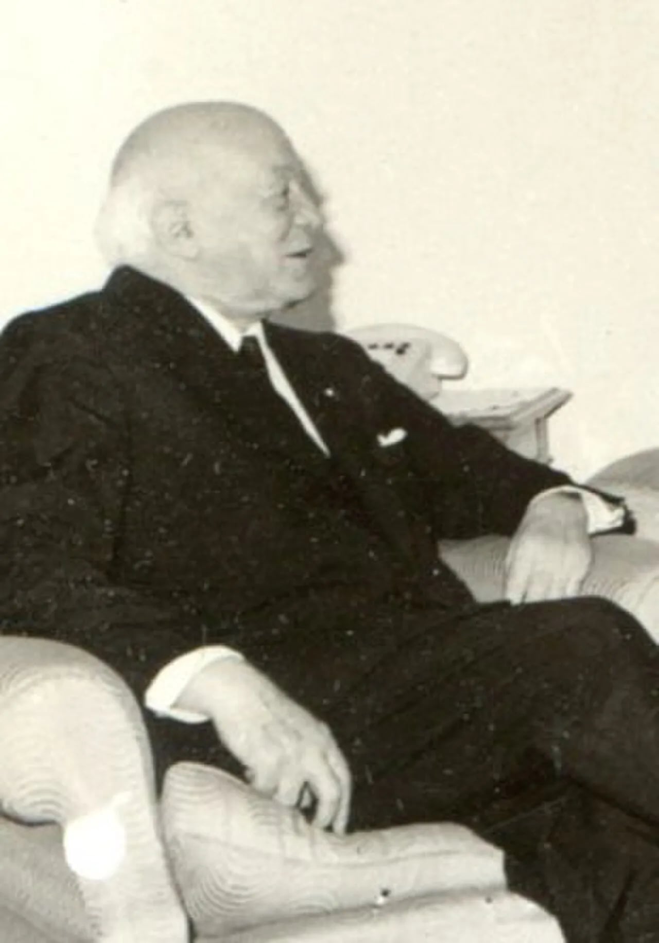 Porträt von Henri Coandă (1886–1972) – Gedenkseite