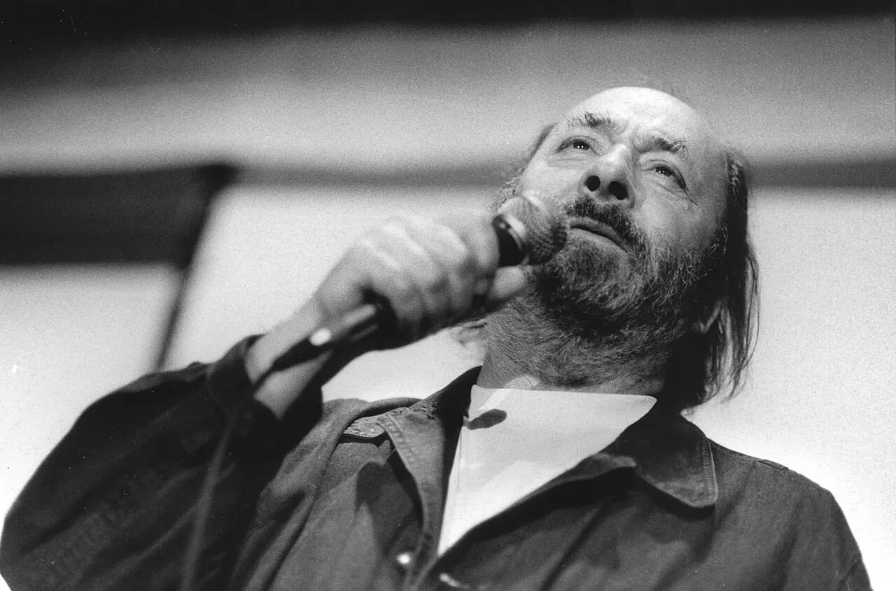 Porträt von Marc Ogeret (1932–2018) – Gedenkseite