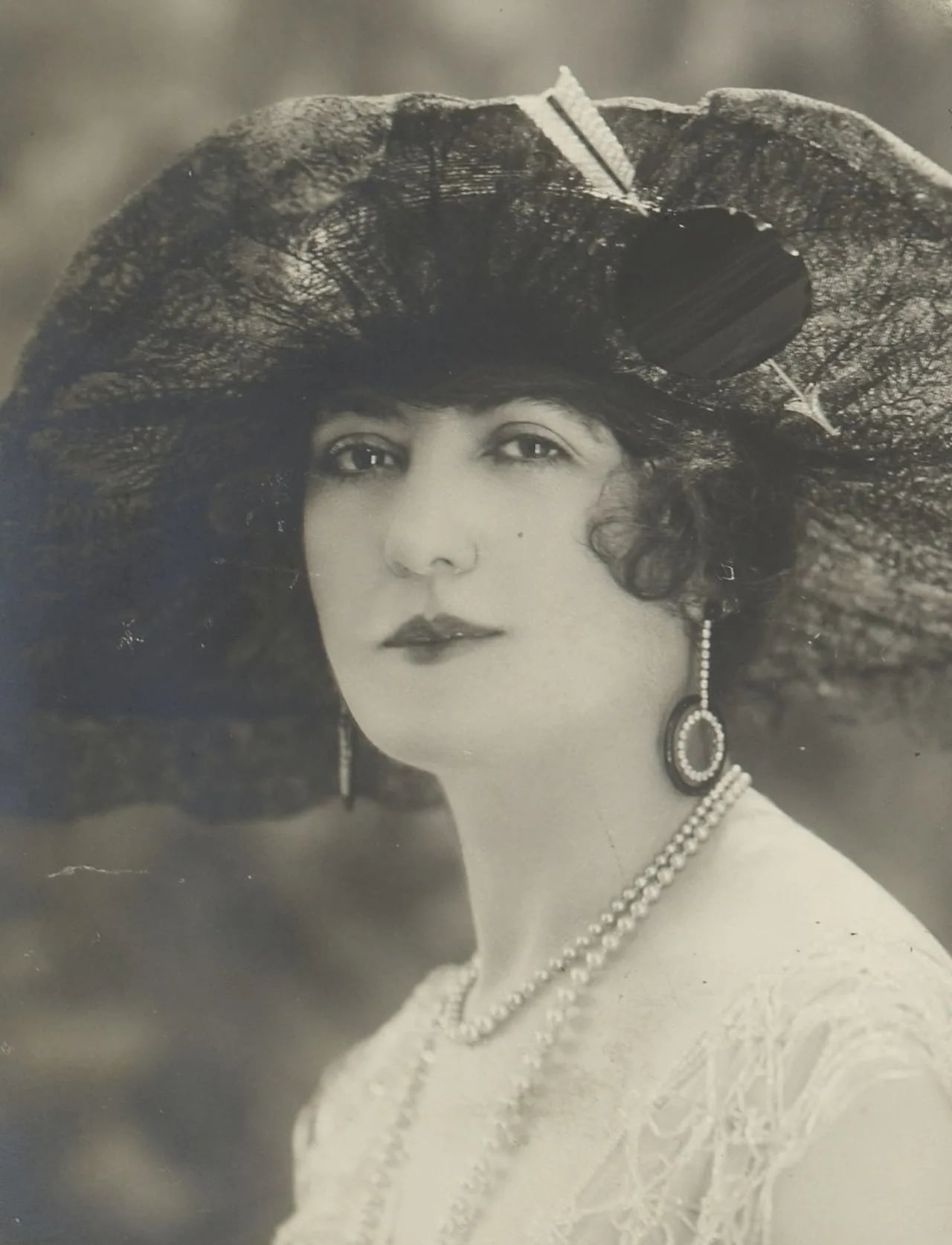 Portrait of Marcelle Praince (1882–1969) – memorial page