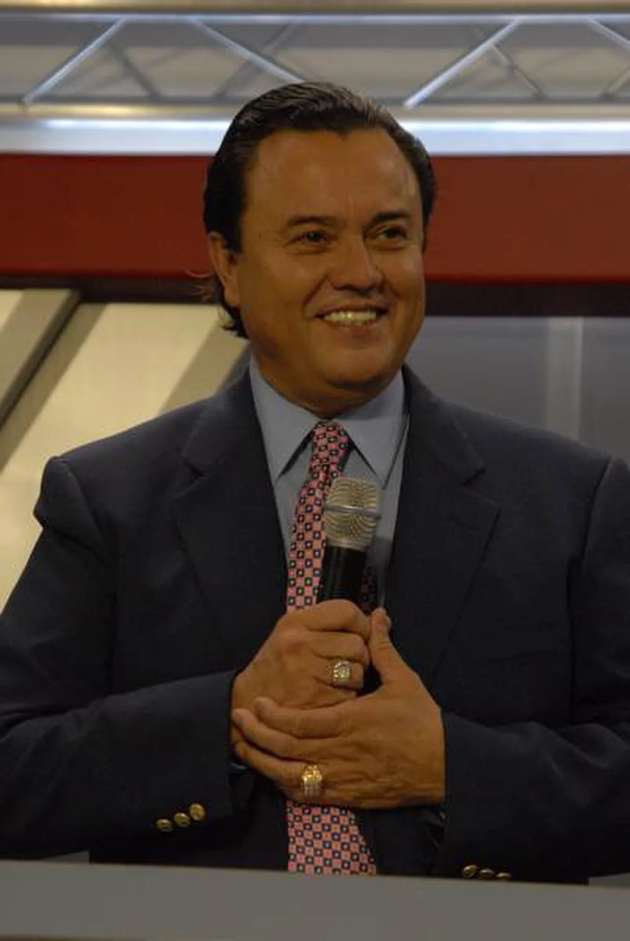 Portrait of José Luis de Jesús (1946–2013) – memorial page