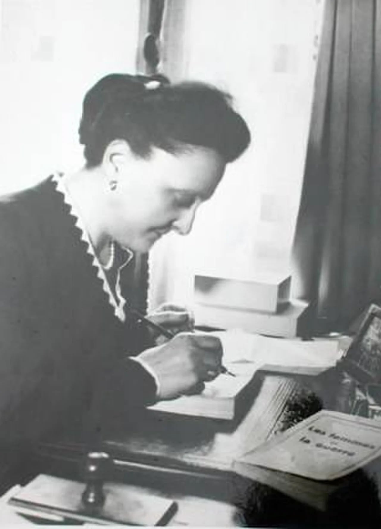 Portrait of Marguerite Lebrun (1878–1947) – memorial page