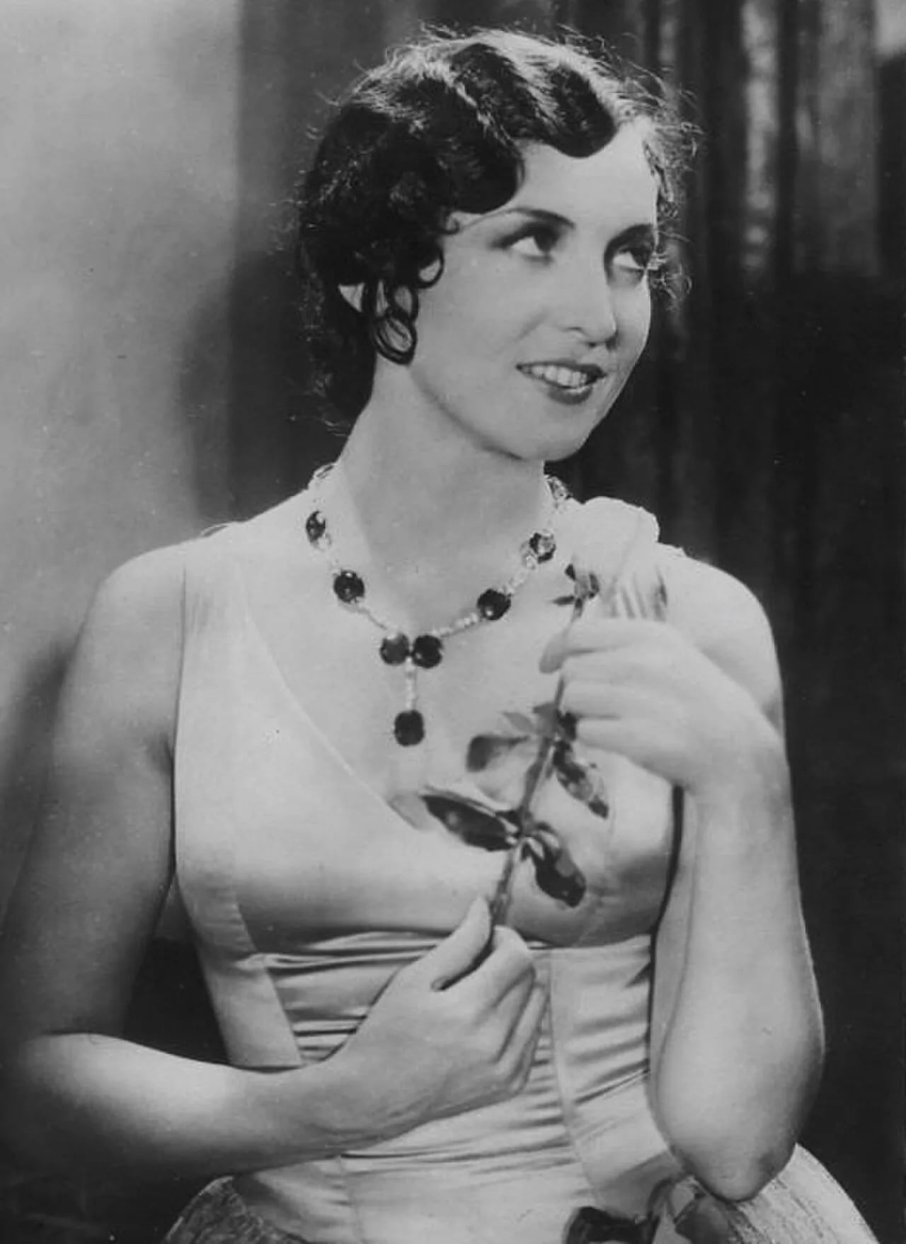 Portrait of Mary Duncan (1895–1993) – memorial page