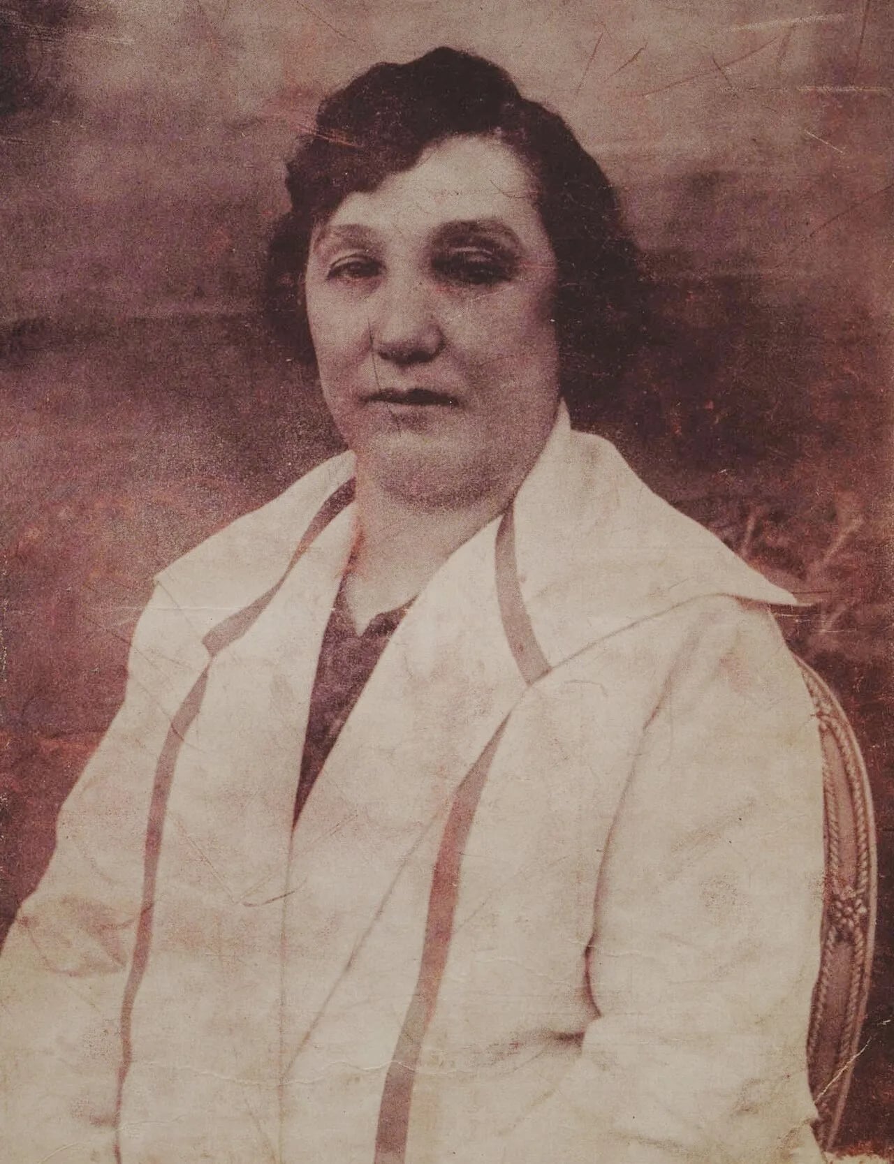 Porträt von Sadije Toptani (1876–1934) – Gedenkseite