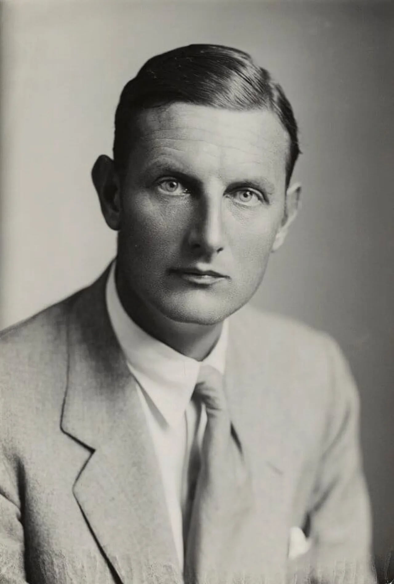 Porträt von Tyrone Guthrie (1900–1971) – Gedenkseite