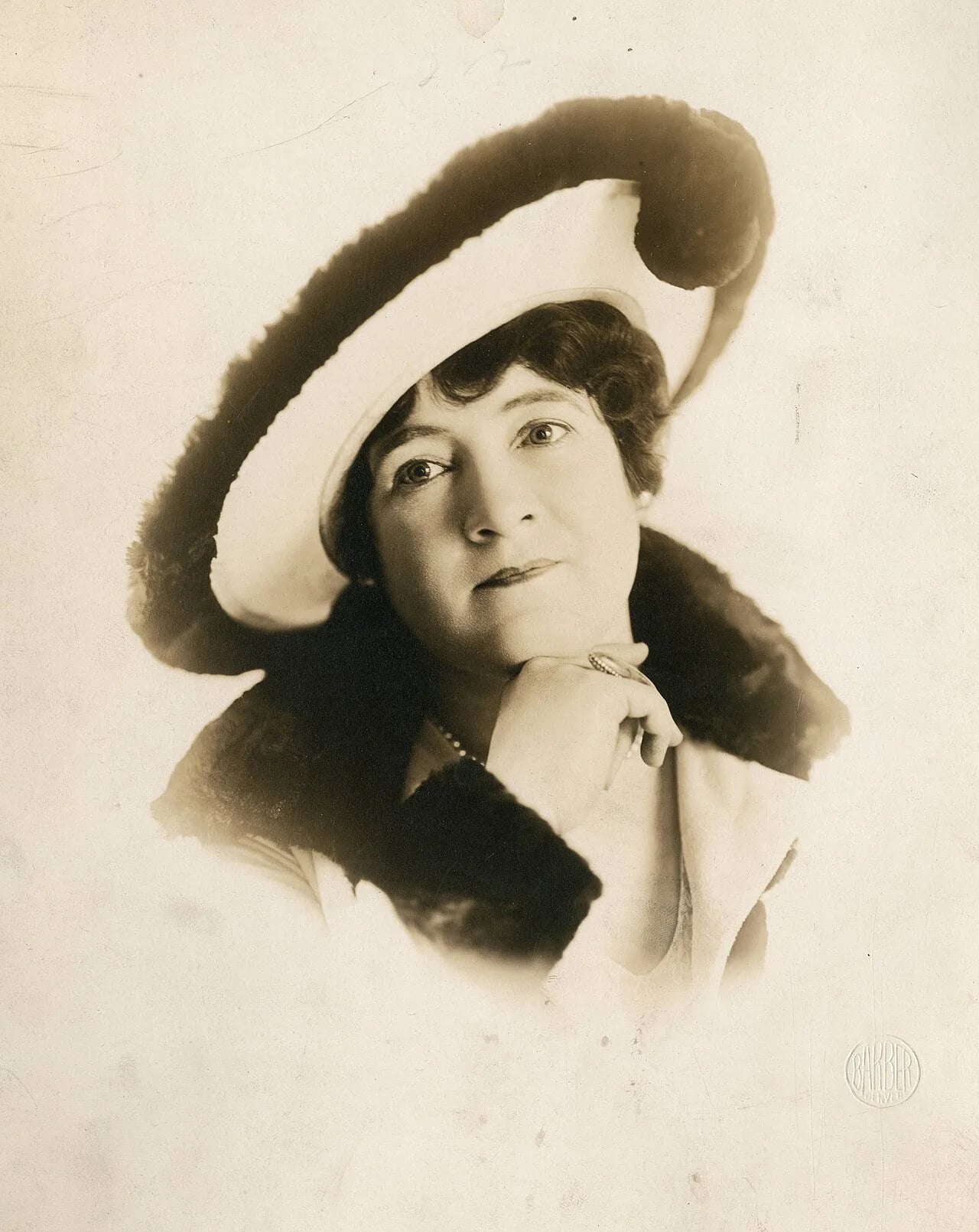 Porträt von May Wallace (1877–1938) – Gedenkseite