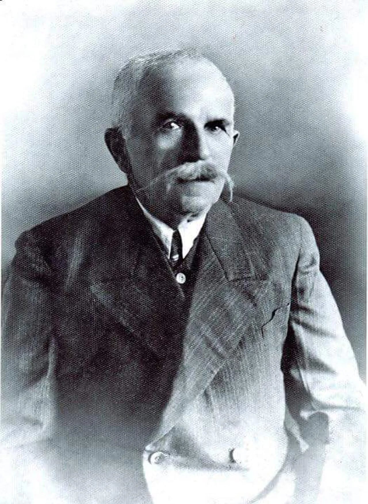Portrait of Sali Butka (1852–1938) – memorial page