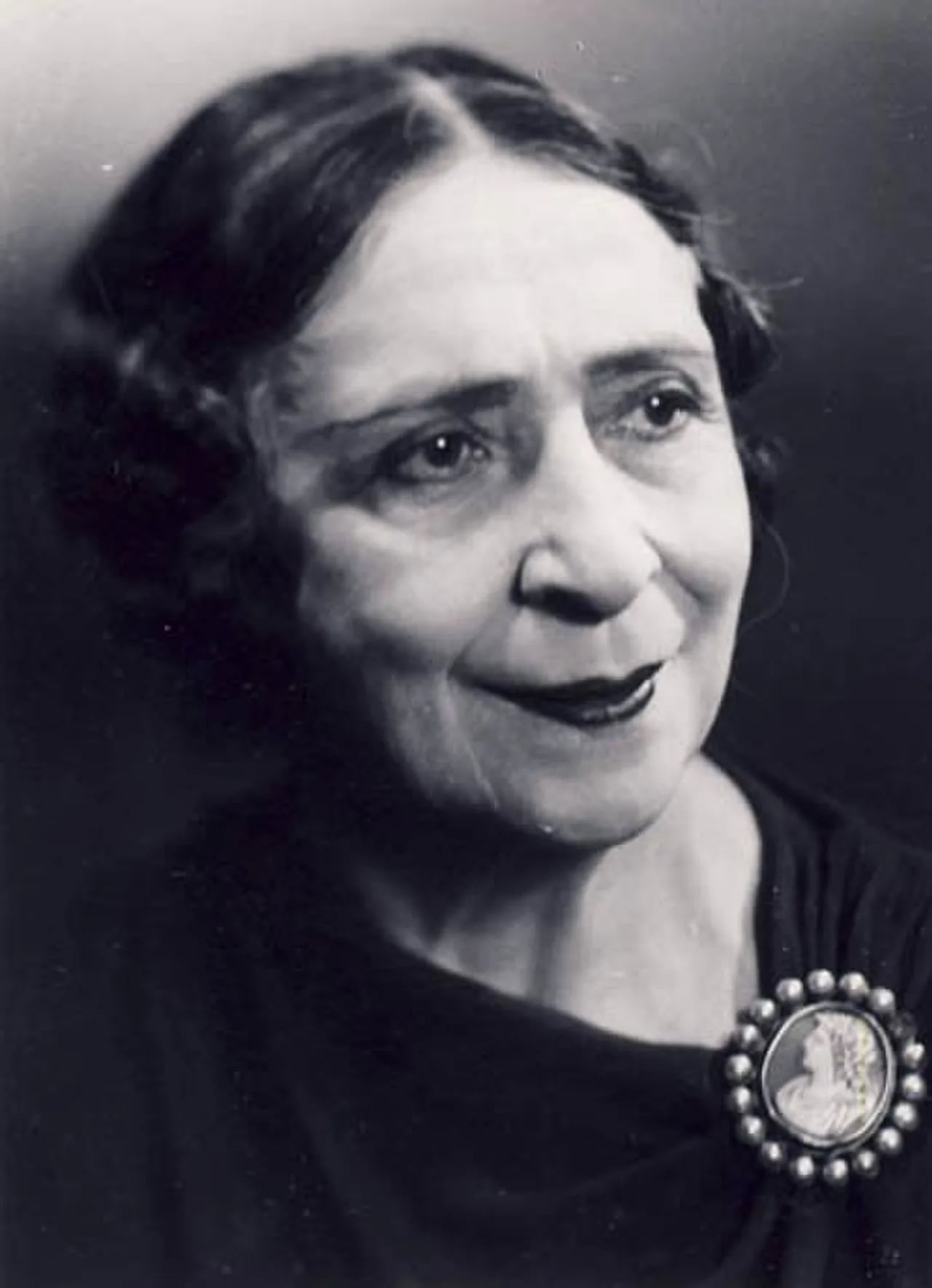 Portrait of Maria Filotti (1883–1956) – memorial page