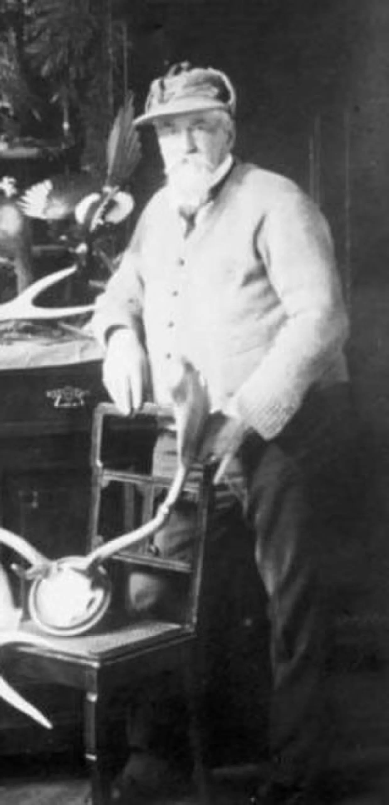 Porträt von Robert Mader (1847–1936) – Gedenkseite