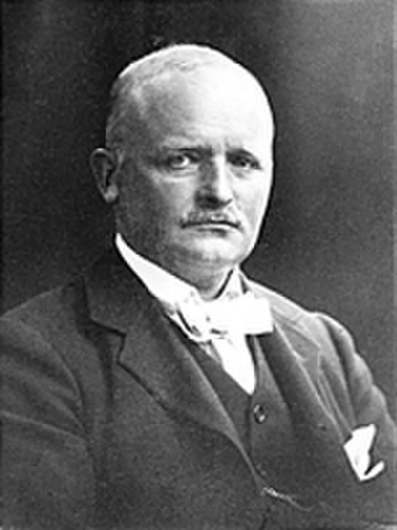 Portrait of Hack Kampmann (1856–1920) – memorial page