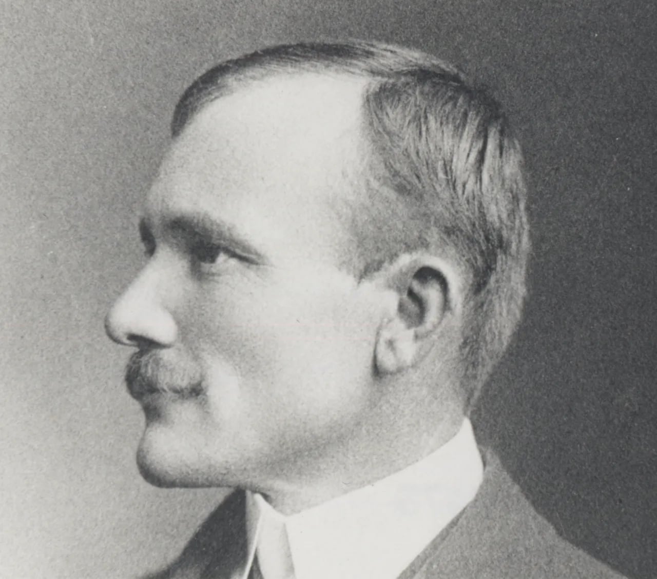 Porträt von Harold Aubrey Hall (1871–1963) – Gedenkseite