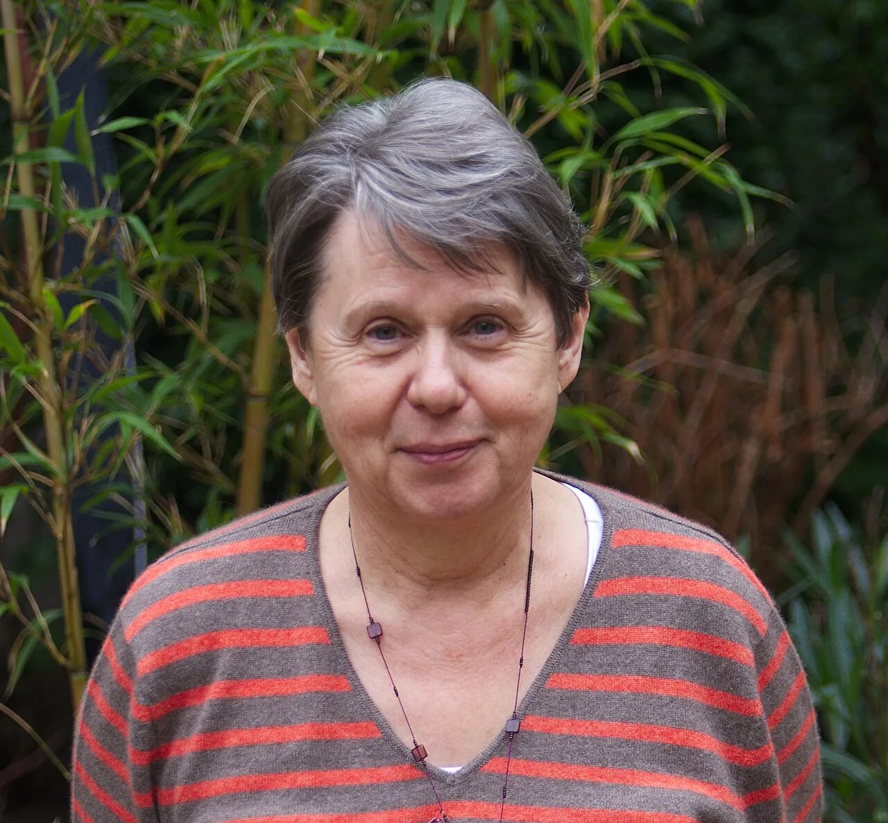 Porträt von Monique Cerisier-ben Guiga (1942–2021) – Gedenkseite