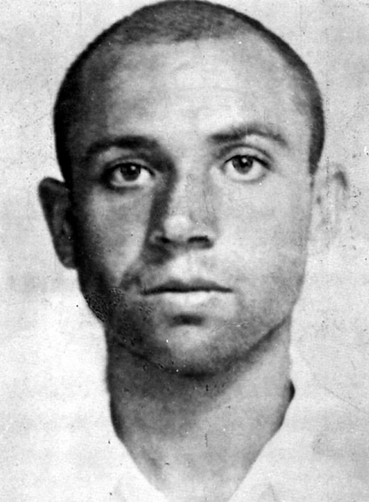 Porträt von Miguel Hernández (1910–1942) – Gedenkseite