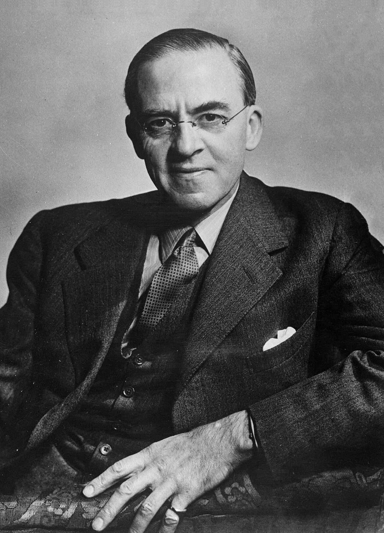 Porträt von Richard Stafford Cripps (1889–1952) – Gedenkseite
