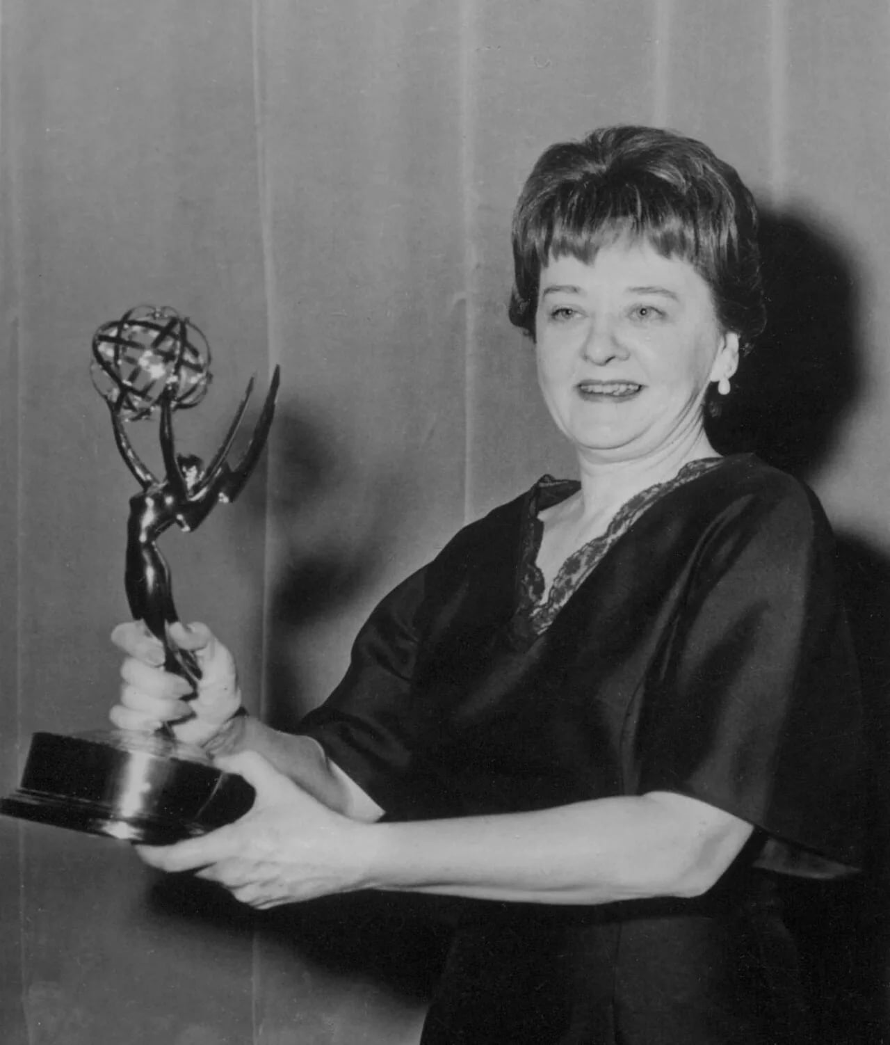 Portrait of Ruth White (1914–1969) – memorial page