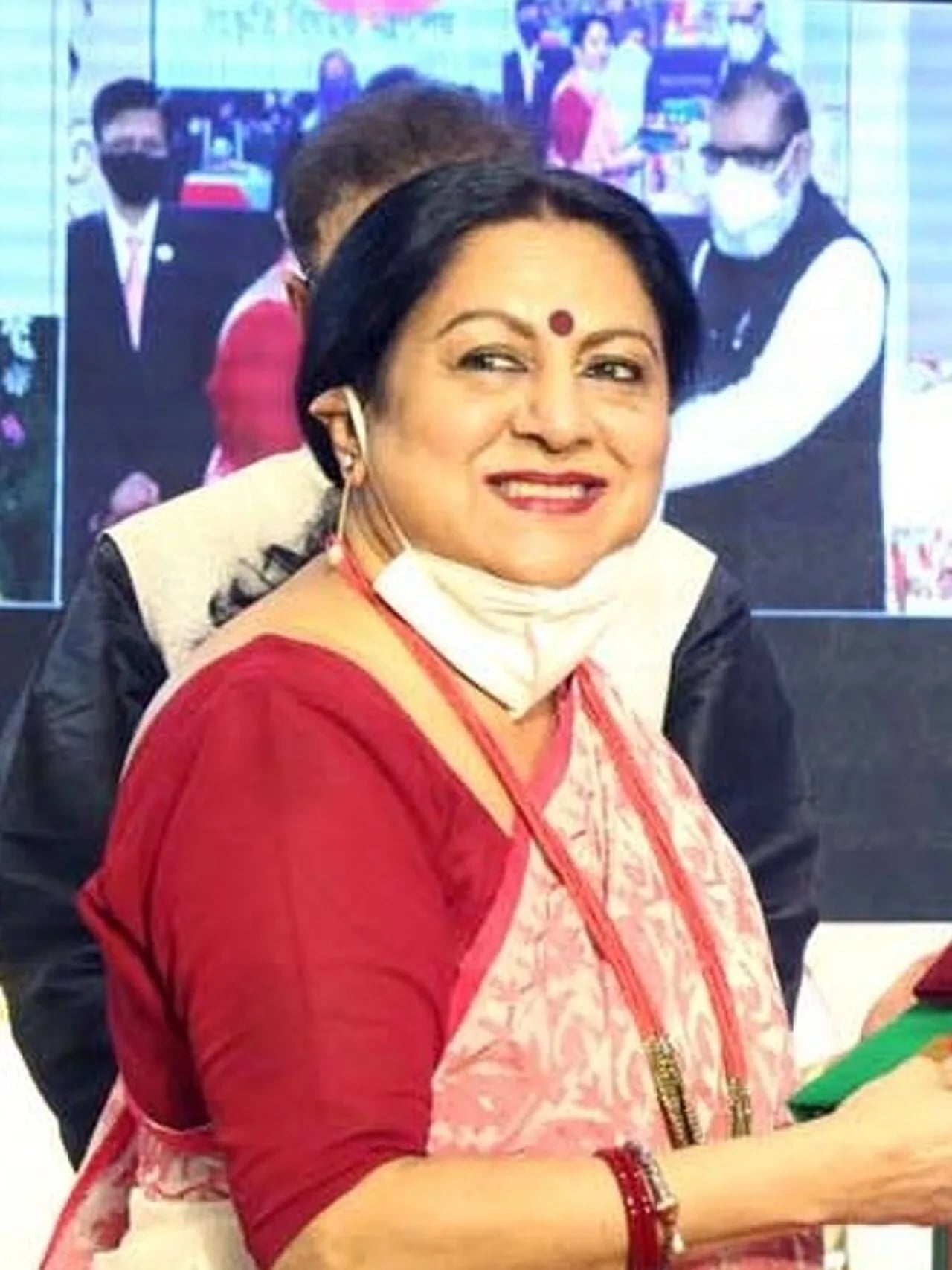 Portrait of Papia Sarwar (1952–2024) – memorial page