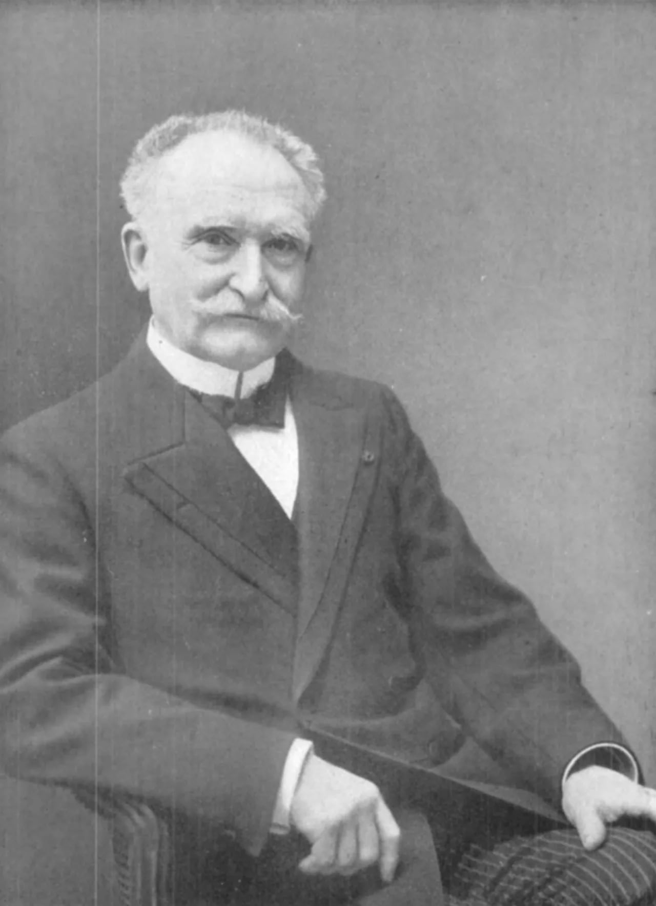 Porträt von Nestor Crahay (1860–1931) – Gedenkseite