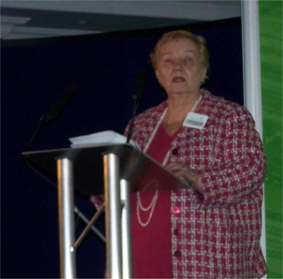 Portrait of Gwyneth Dunwoody (1930–2008) – memorial page
