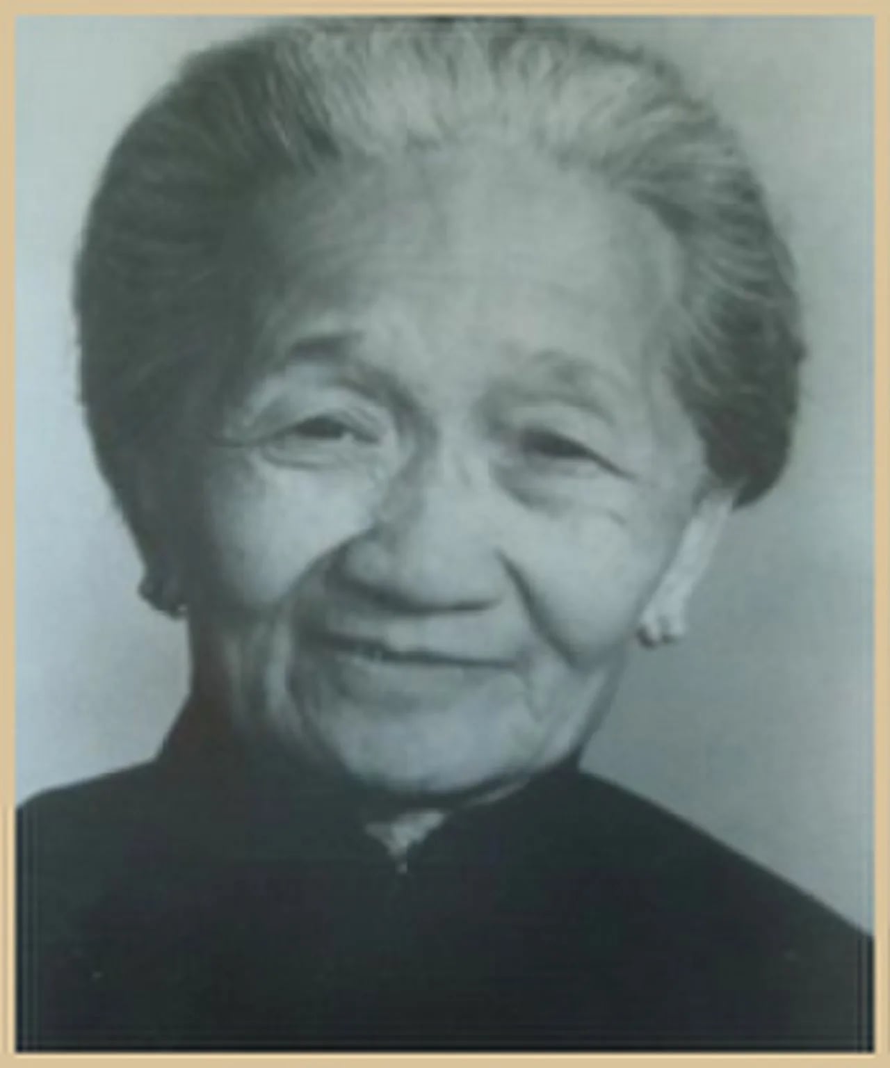 Portrait of Mok Kwai-lan (1891–1982) – memorial page