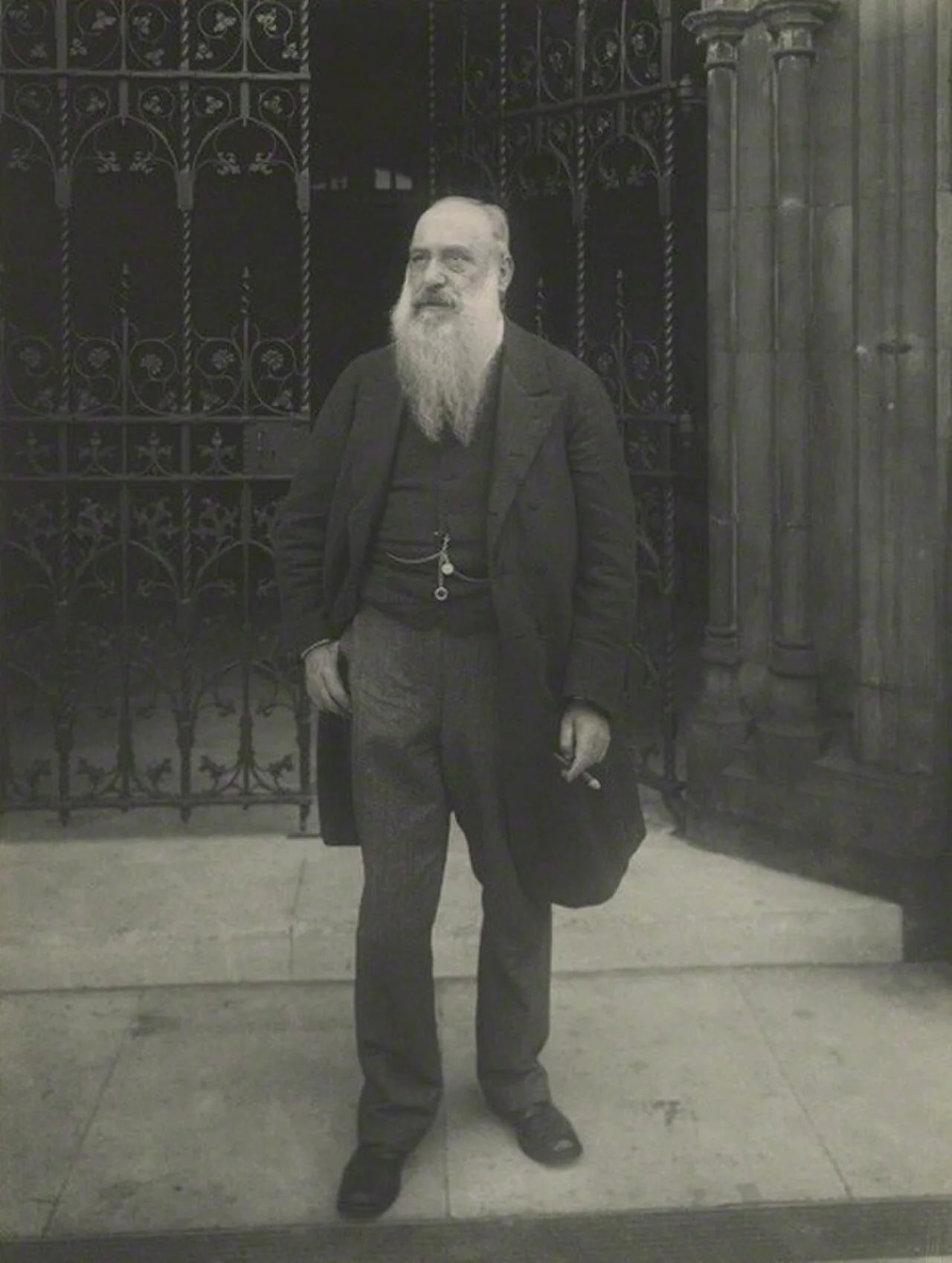Portrait of Samuel Montagu, 1. Baron Swaythling (1832–1911) – memorial page
